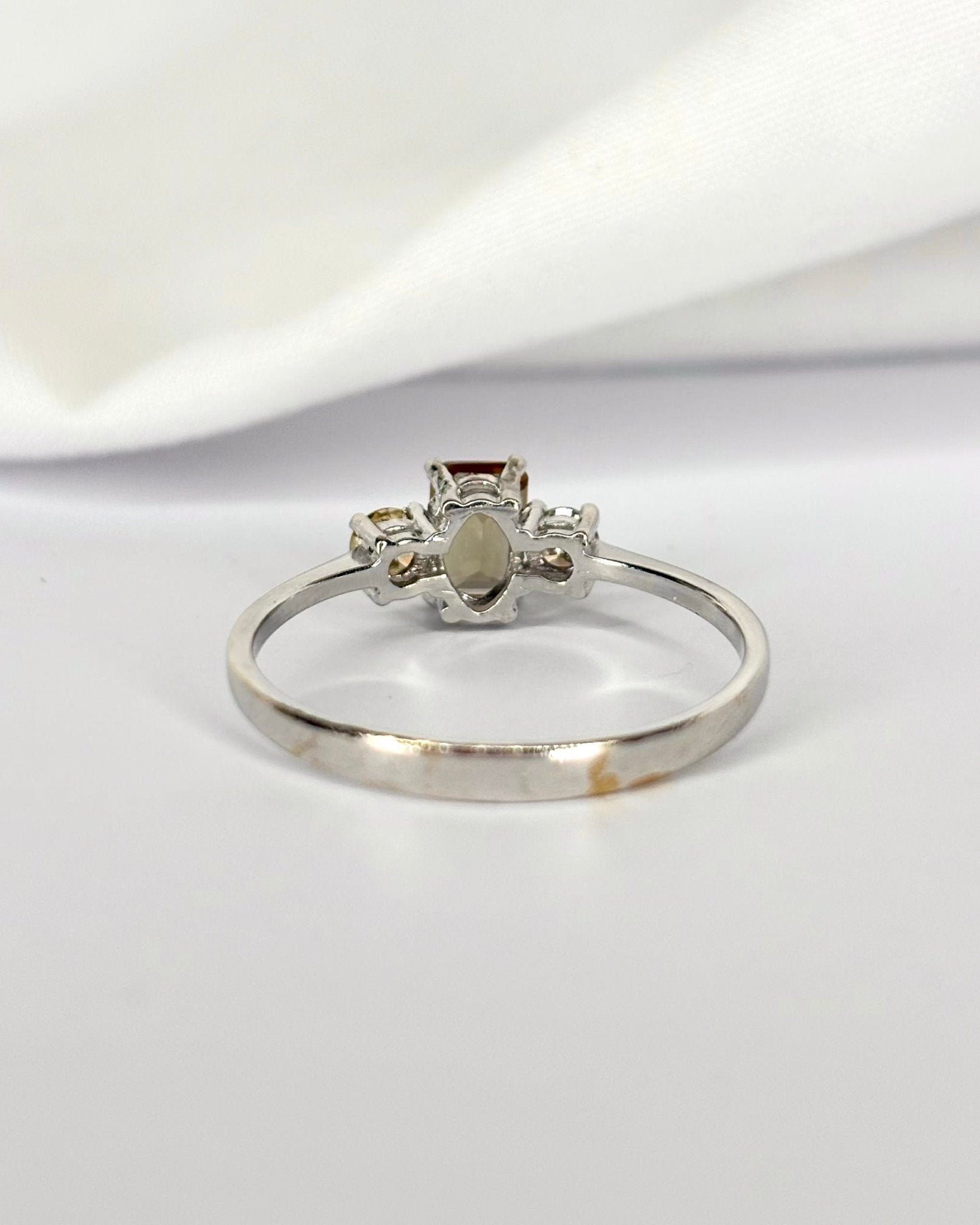 Bague Trilogie Scapolite & Diamants "Monica" - Elliade Paris