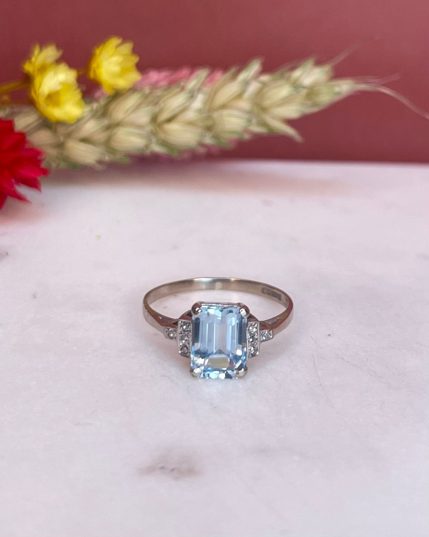 Bague Trilogie Style Art - déco Aigue - marine 1.60 Carat & Diamants "Audile" - Elliade Paris