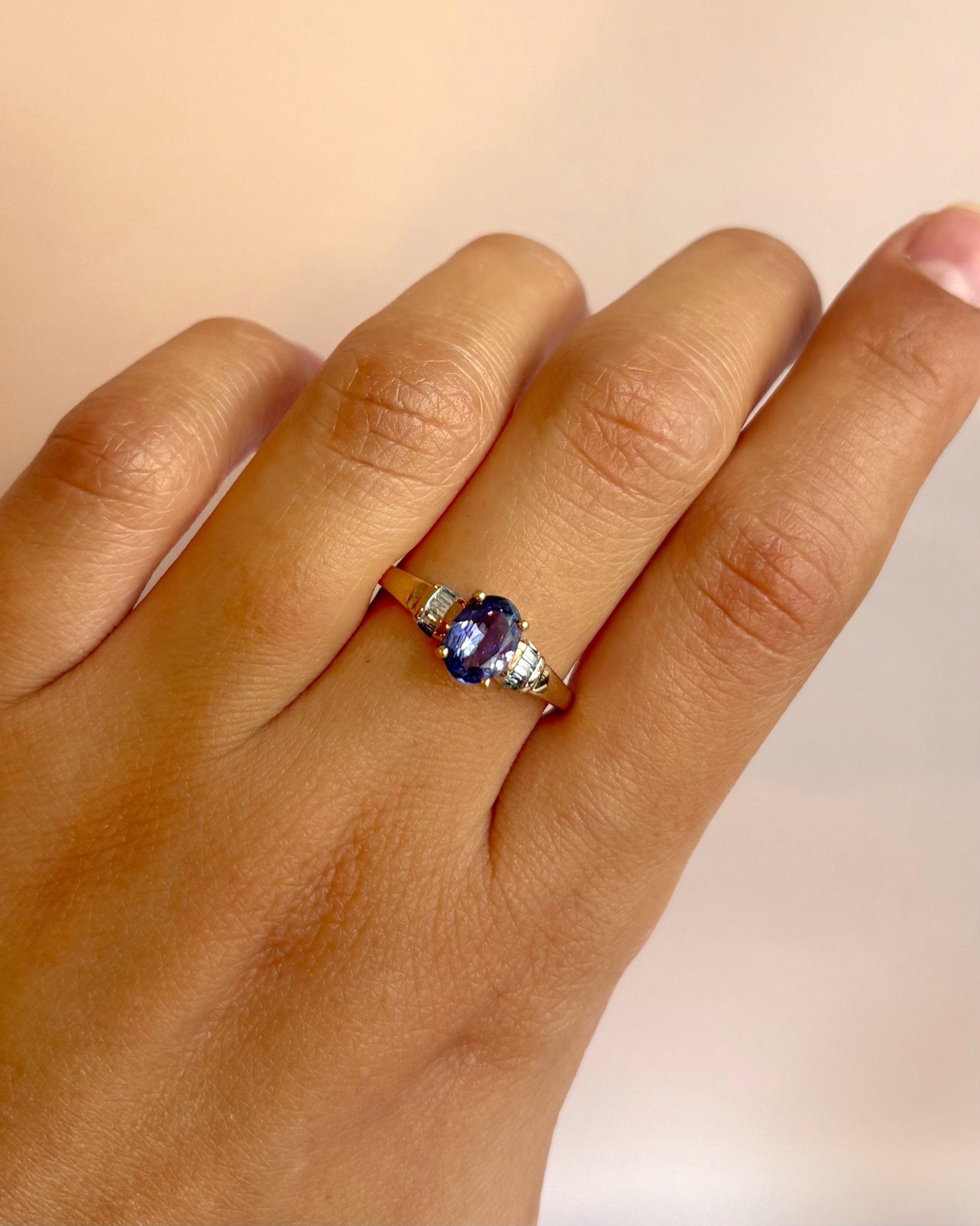 Bague Trilogie Tanzanite 0.85 carat & Diamants "Amélia" - Elliade Paris