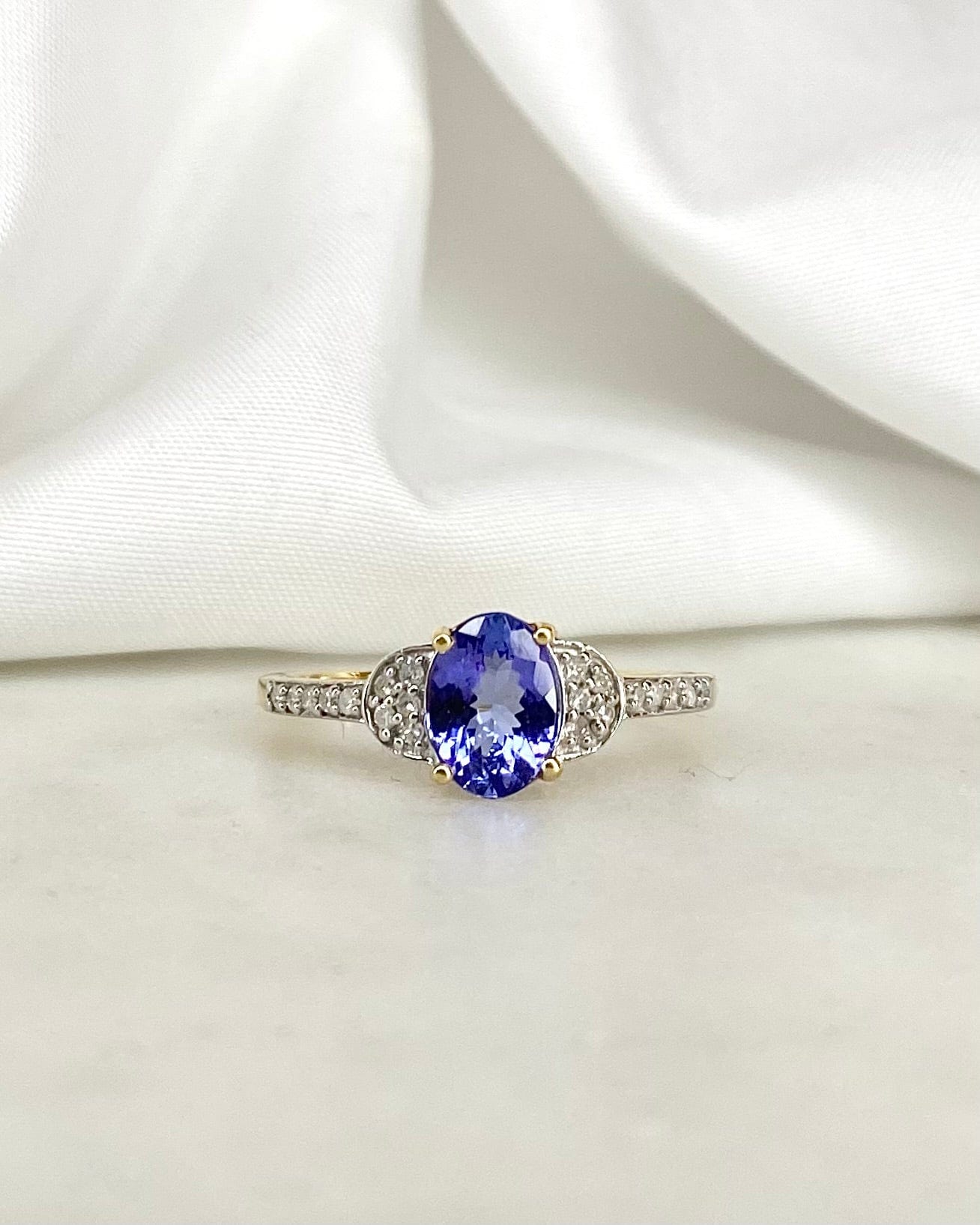 Bague Trilogie Tanzanite 1.34 carat & Diamants "Shana" - Elliade Paris