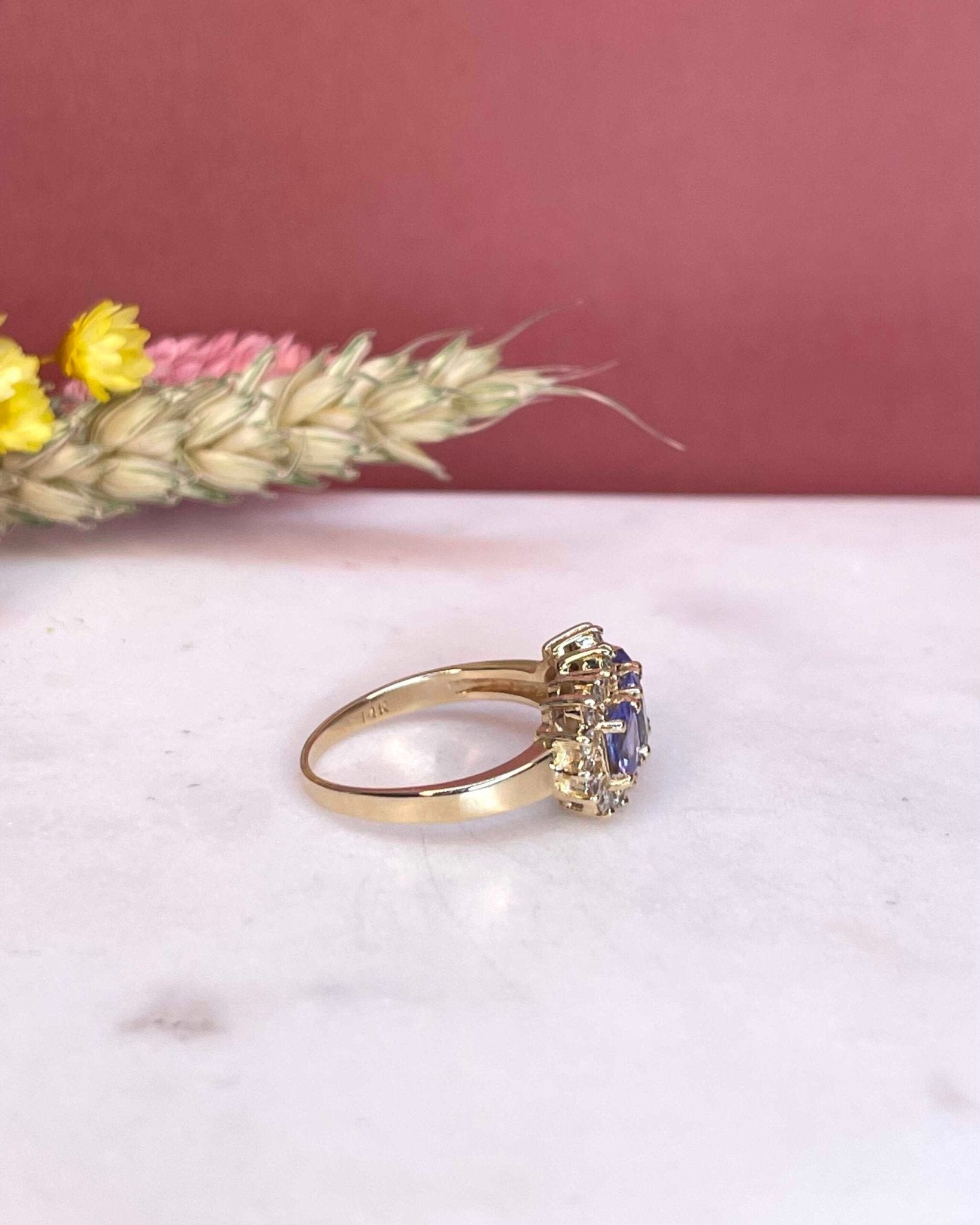 Bague Trilogie Tanzanites 1.20 Carat & 20 Diamants "Jihanne" - Elliade Paris
