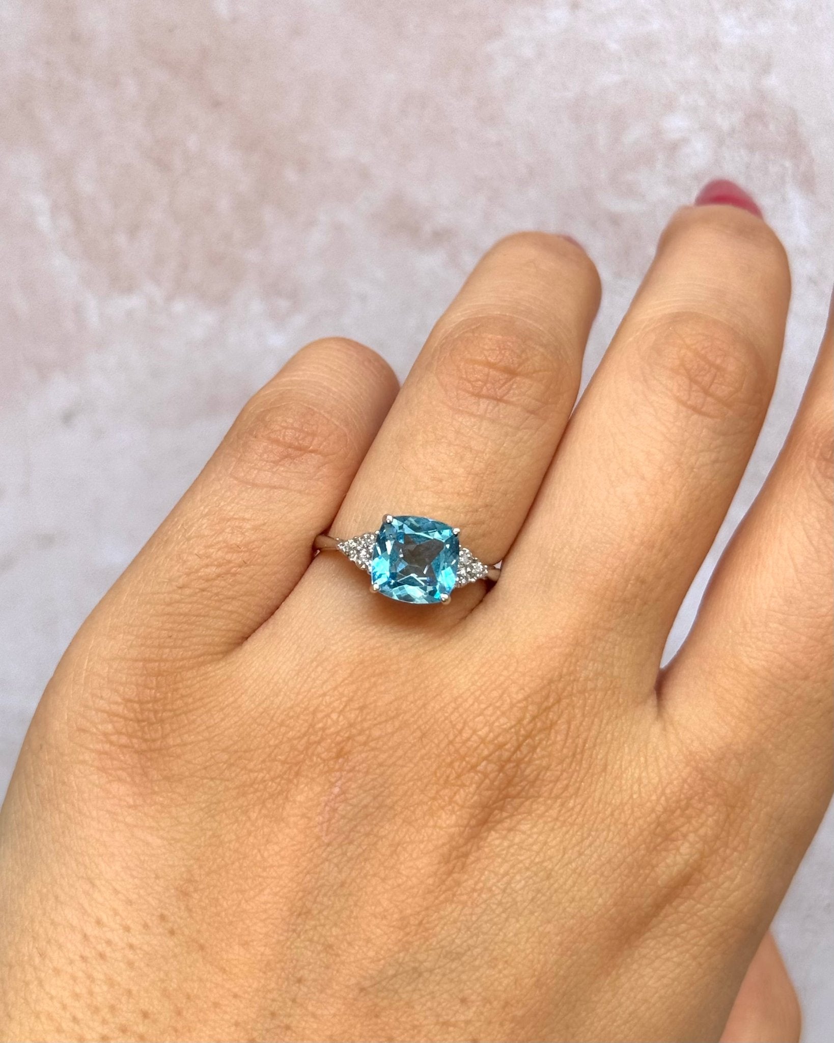 Bague Trilogie Topaze 2.90 carats & Diamants "Baptistine" - Elliade Paris
