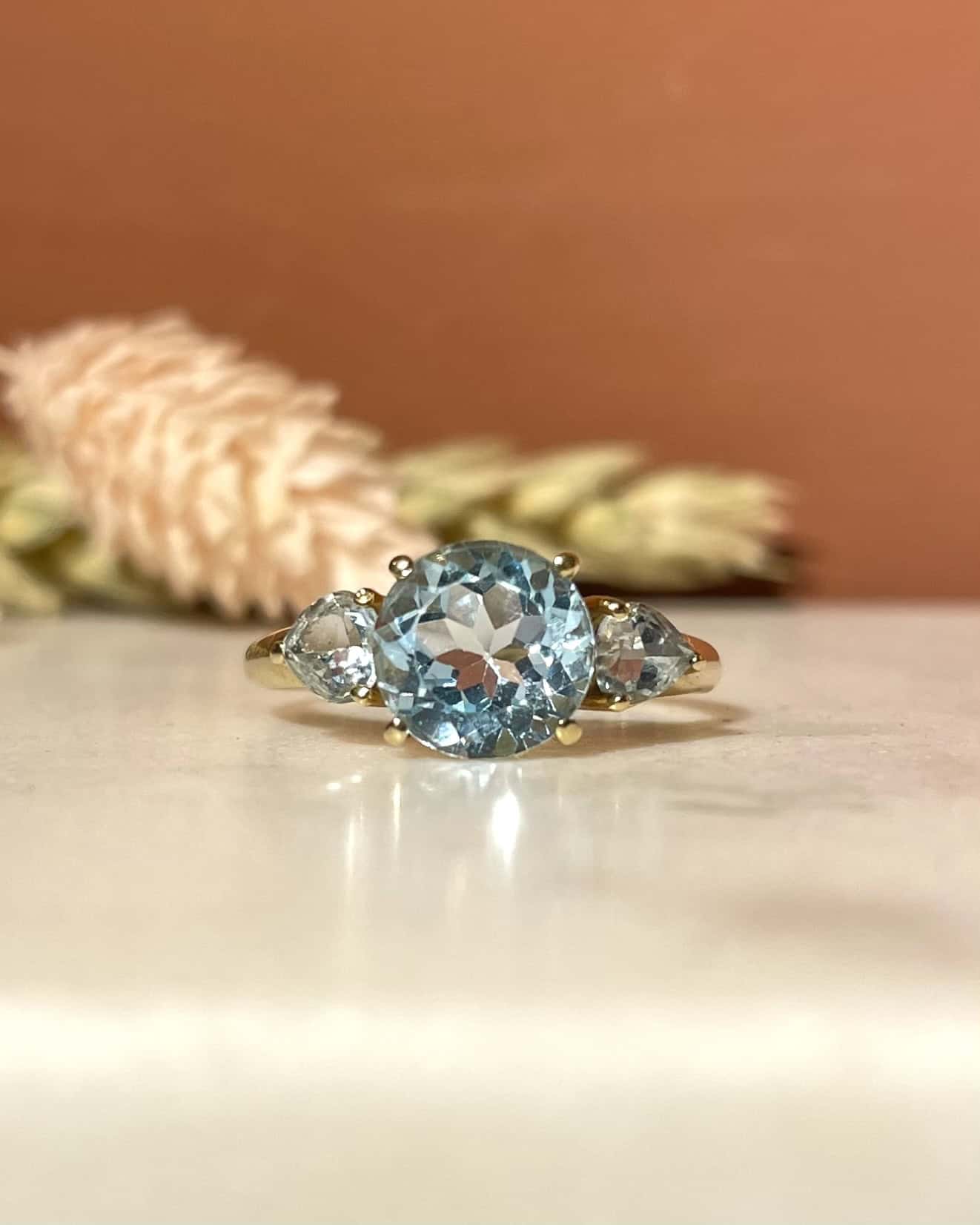Bague Trilogie Topazes 2.70 carats "Aveline" - Elliade Paris