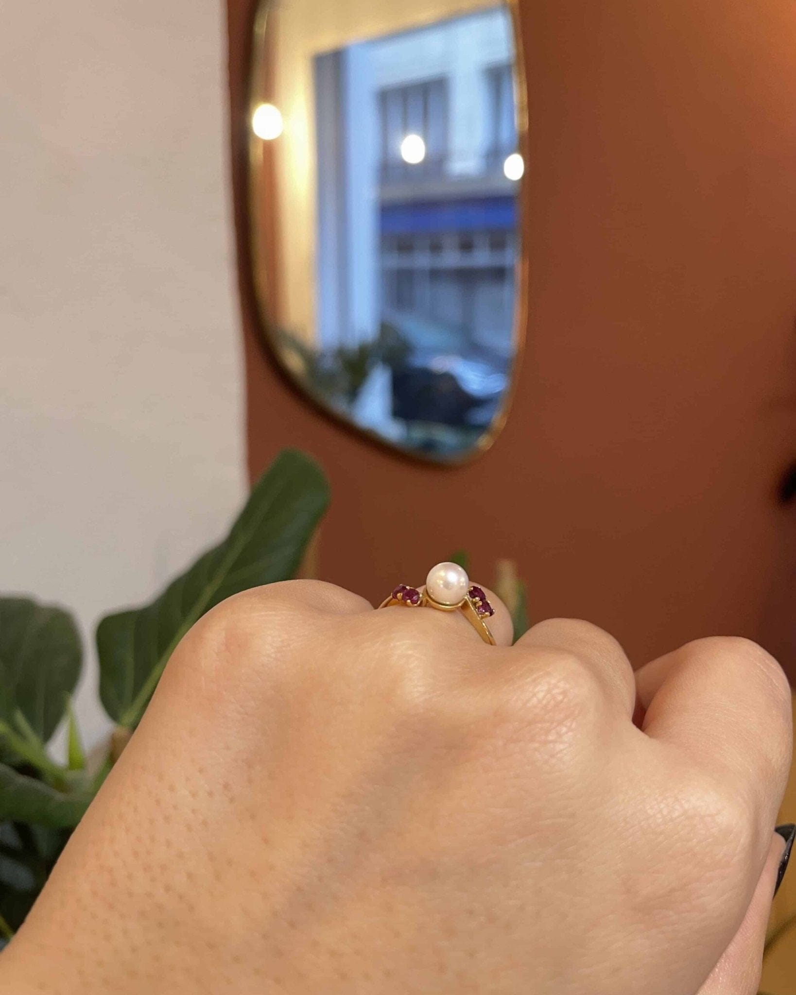 Bague Trilogie Tourbillon Perle et Rubis "Christina" - Elliade Paris