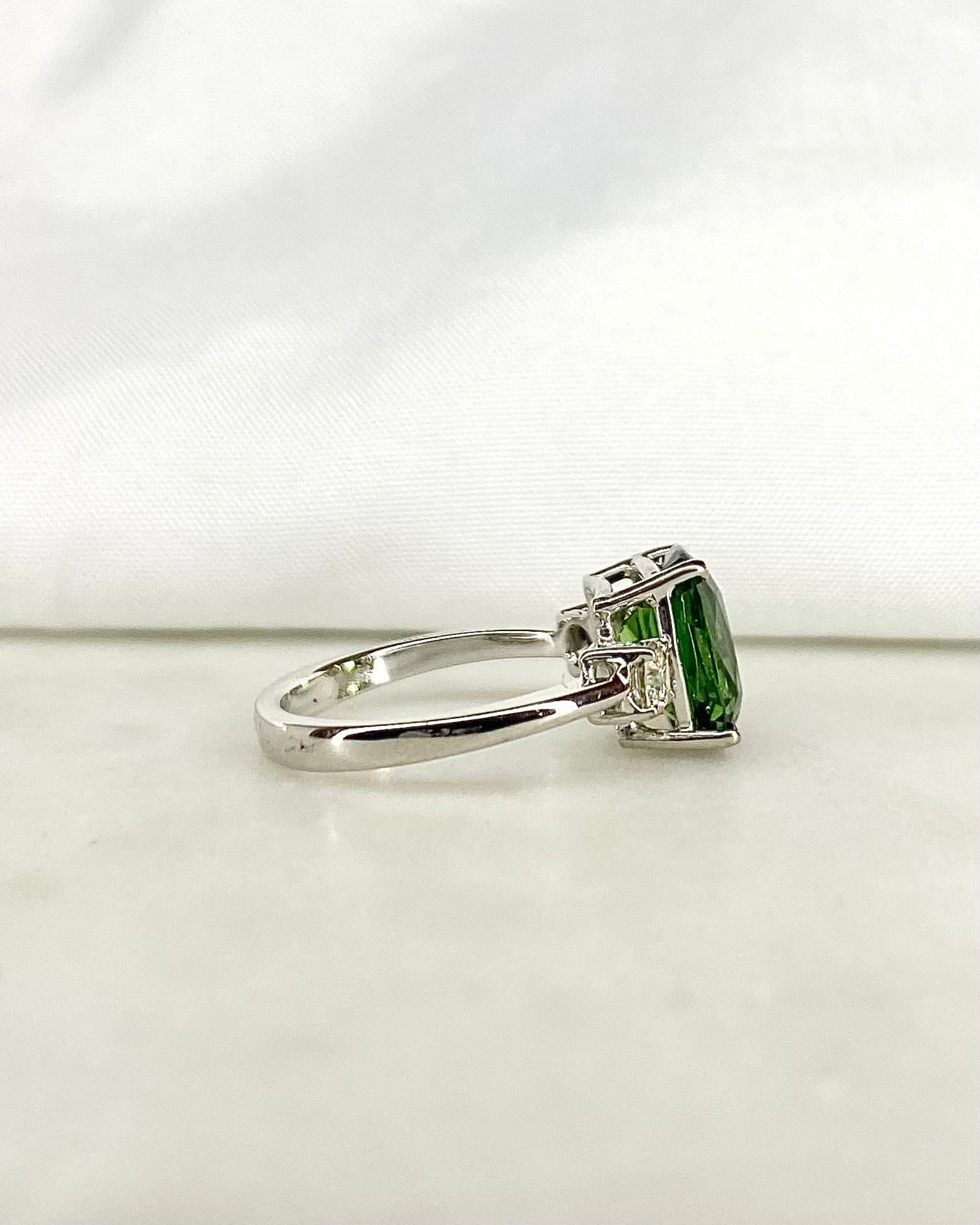 Bague Trilogie Tourmaline 3.80 carats & Diamants "Chiara" - Elliade Paris