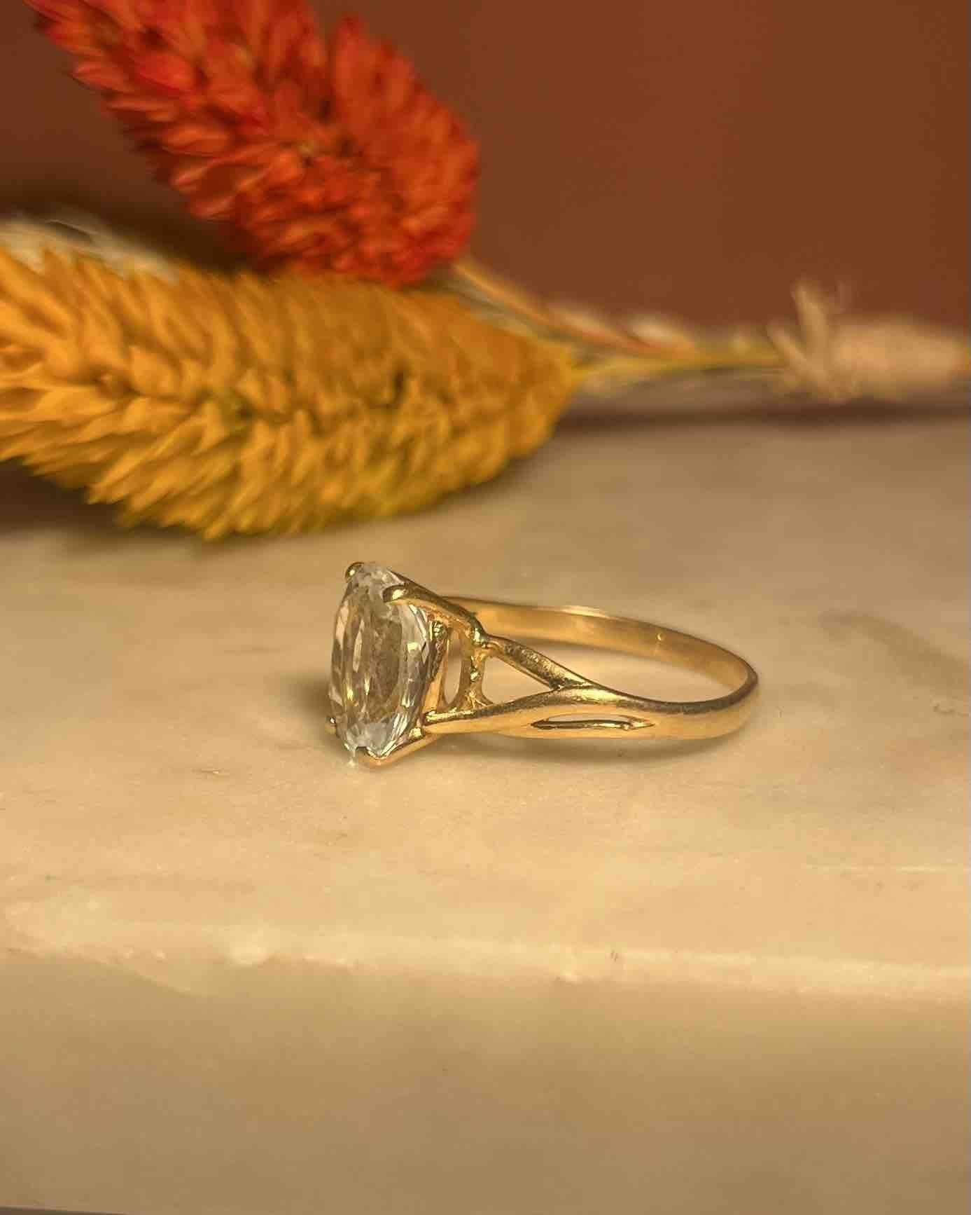 Bague Vintage Aigue - marine 2.25 carats "Julia" - Elliade Paris