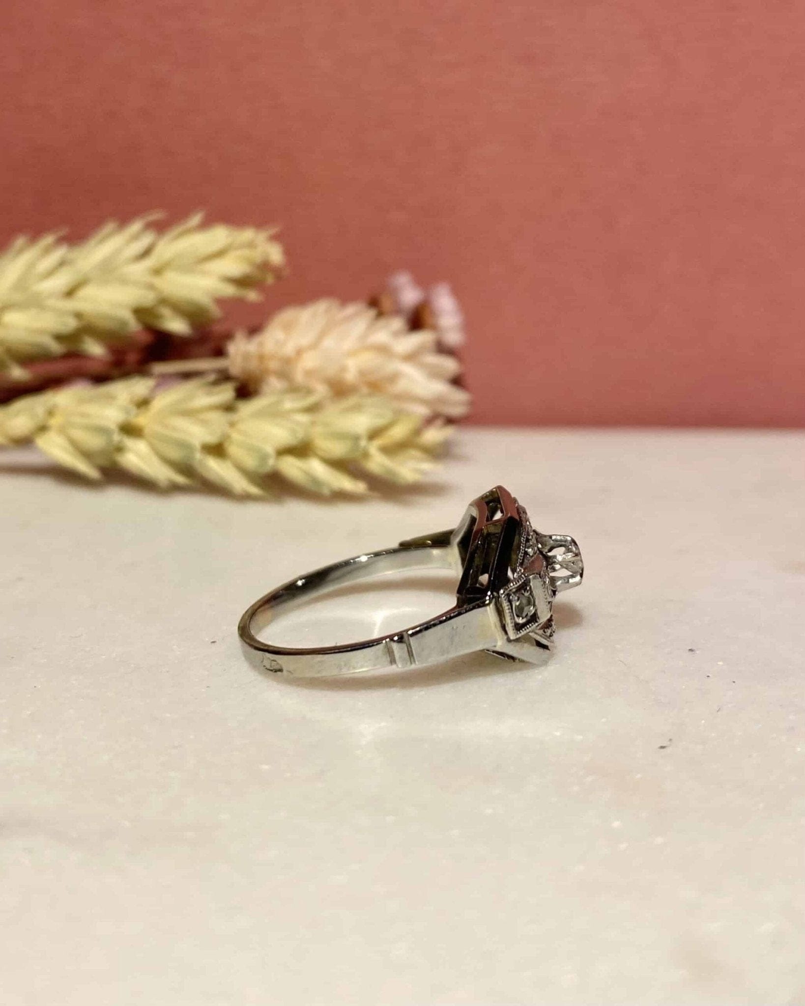 Bague Vintage Art - Déco Diamants "Dora" - Elliade Paris