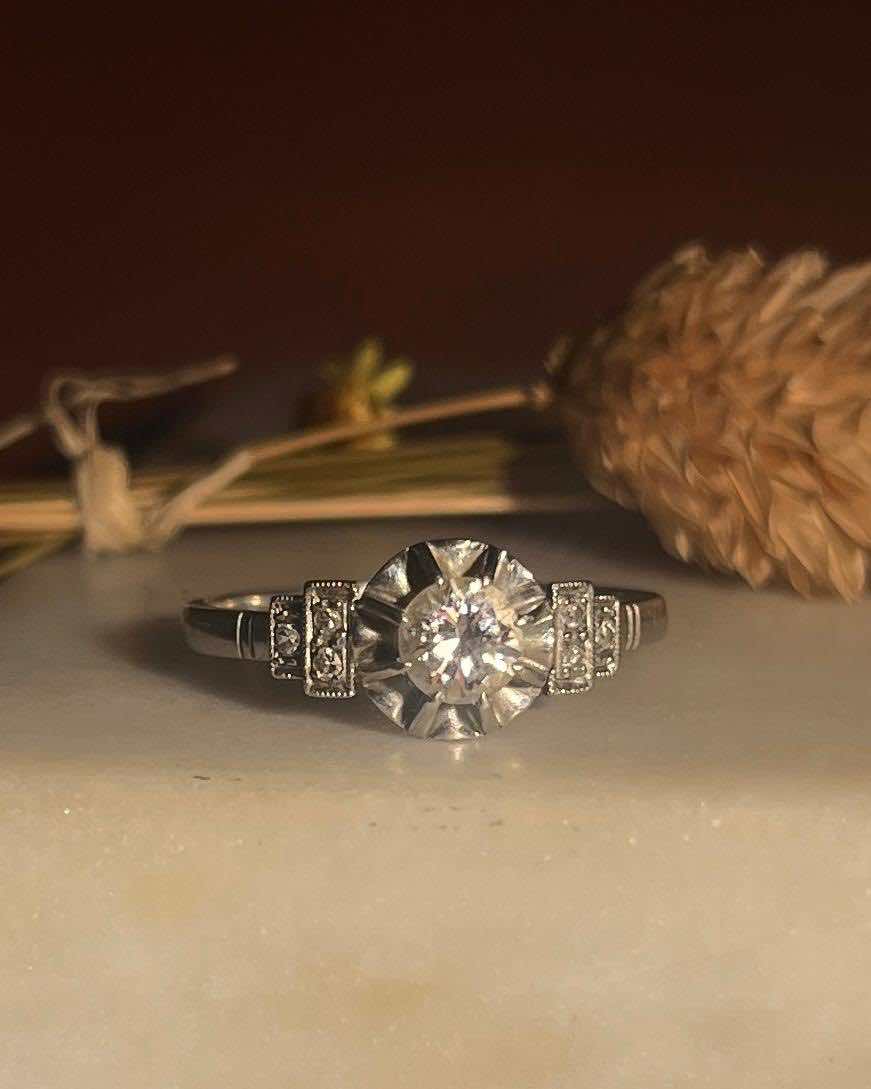 Art Deco Ring with a Half Carat Central Diamond "Mona"