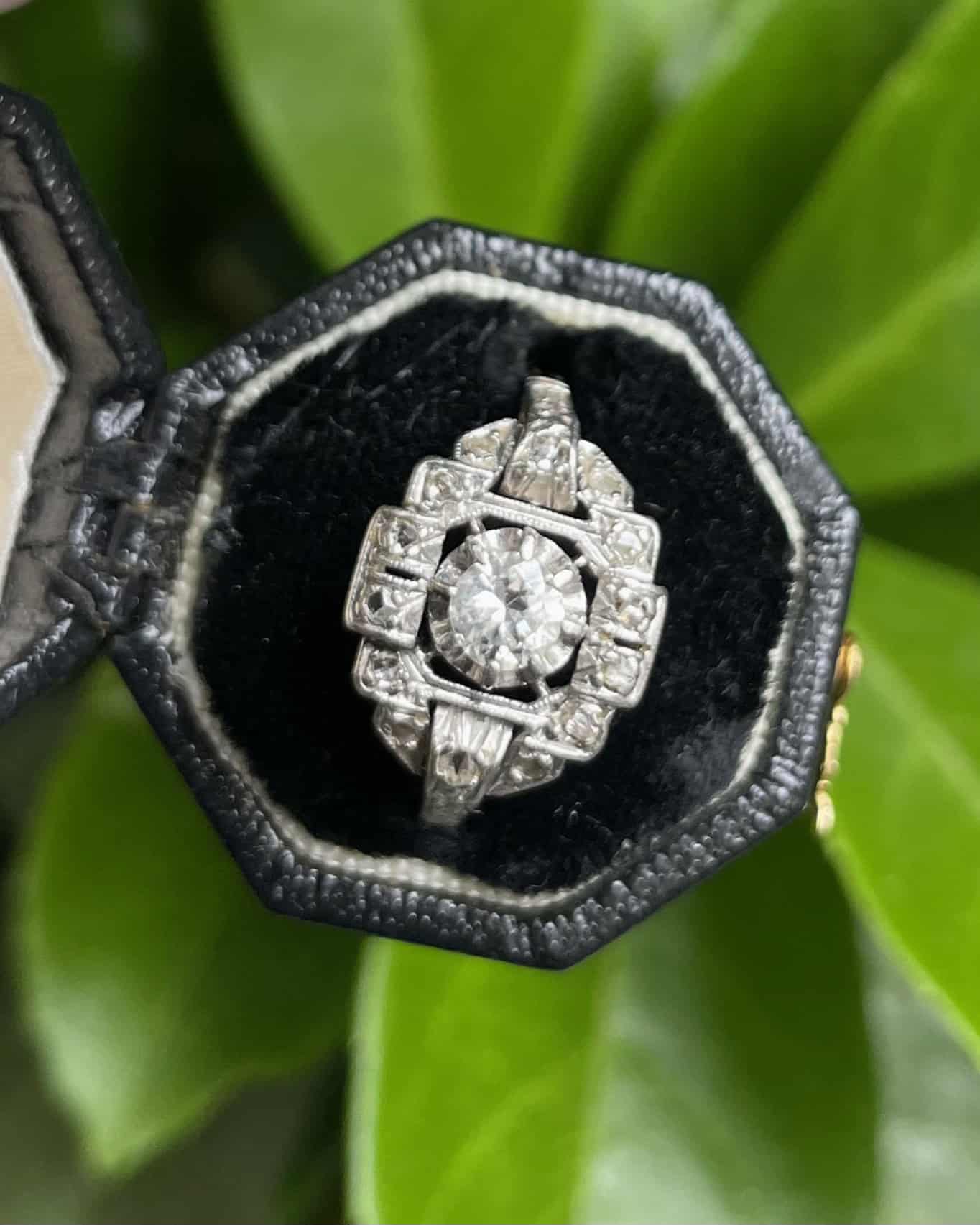 Bague Vintage Art - Déco Diamants "Yahari" - Elliade Paris