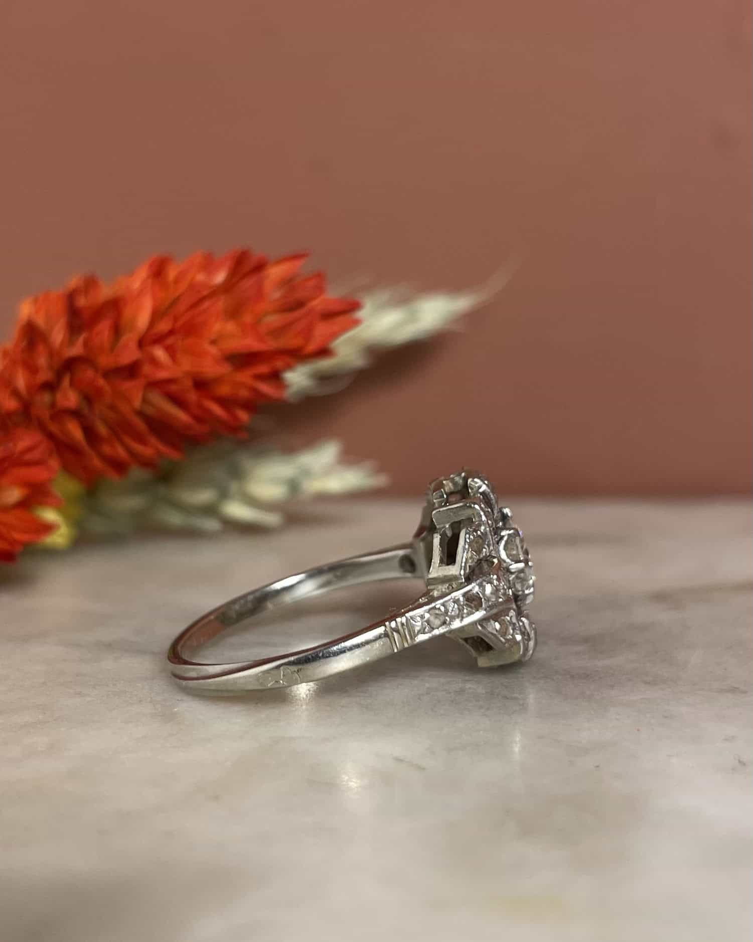 Bague Vintage Art - Déco Diamants "Yahari" - Elliade Paris