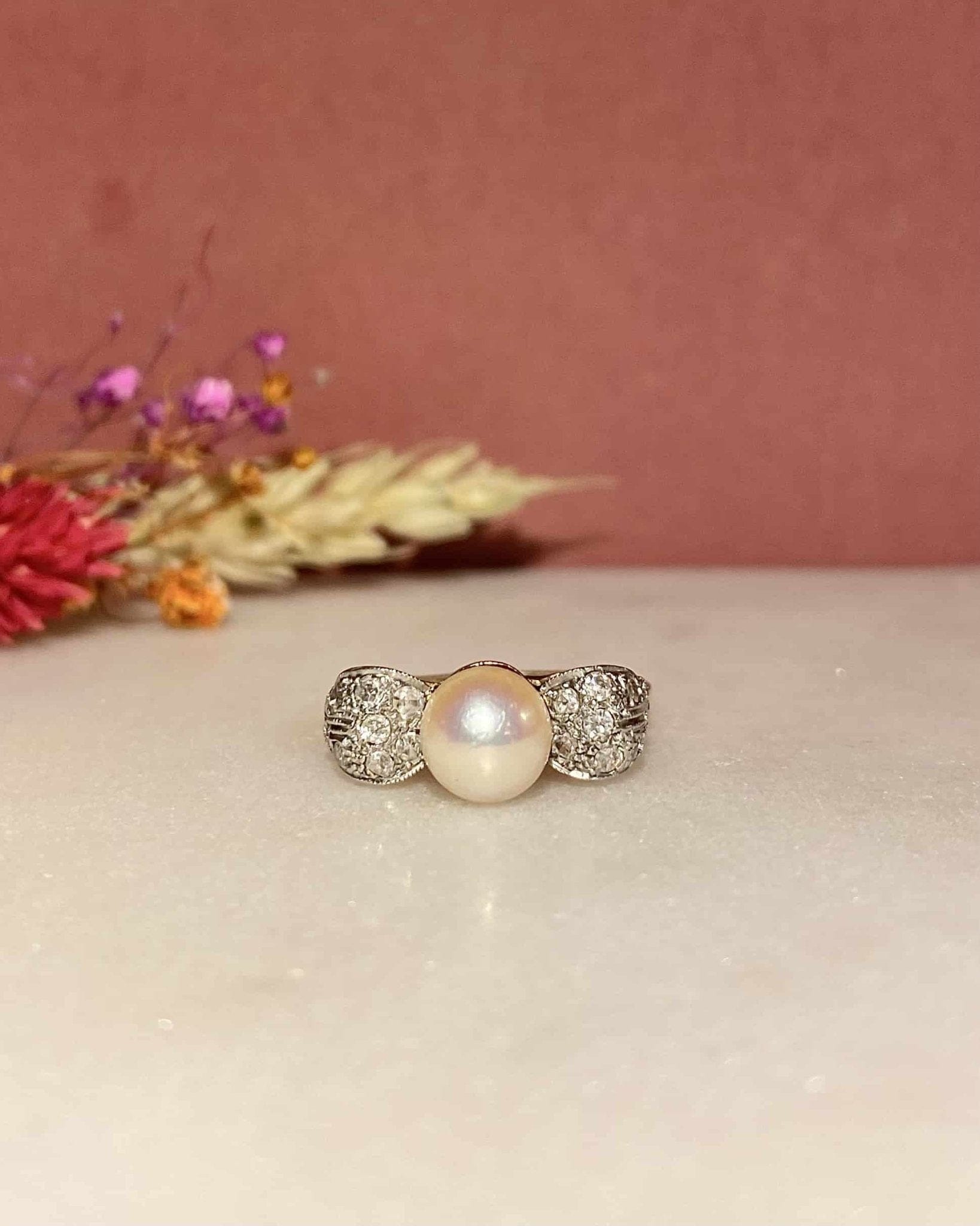 Bague Vintage Art - Déco Nœud Perle & Diamants "Nora" - Elliade Paris