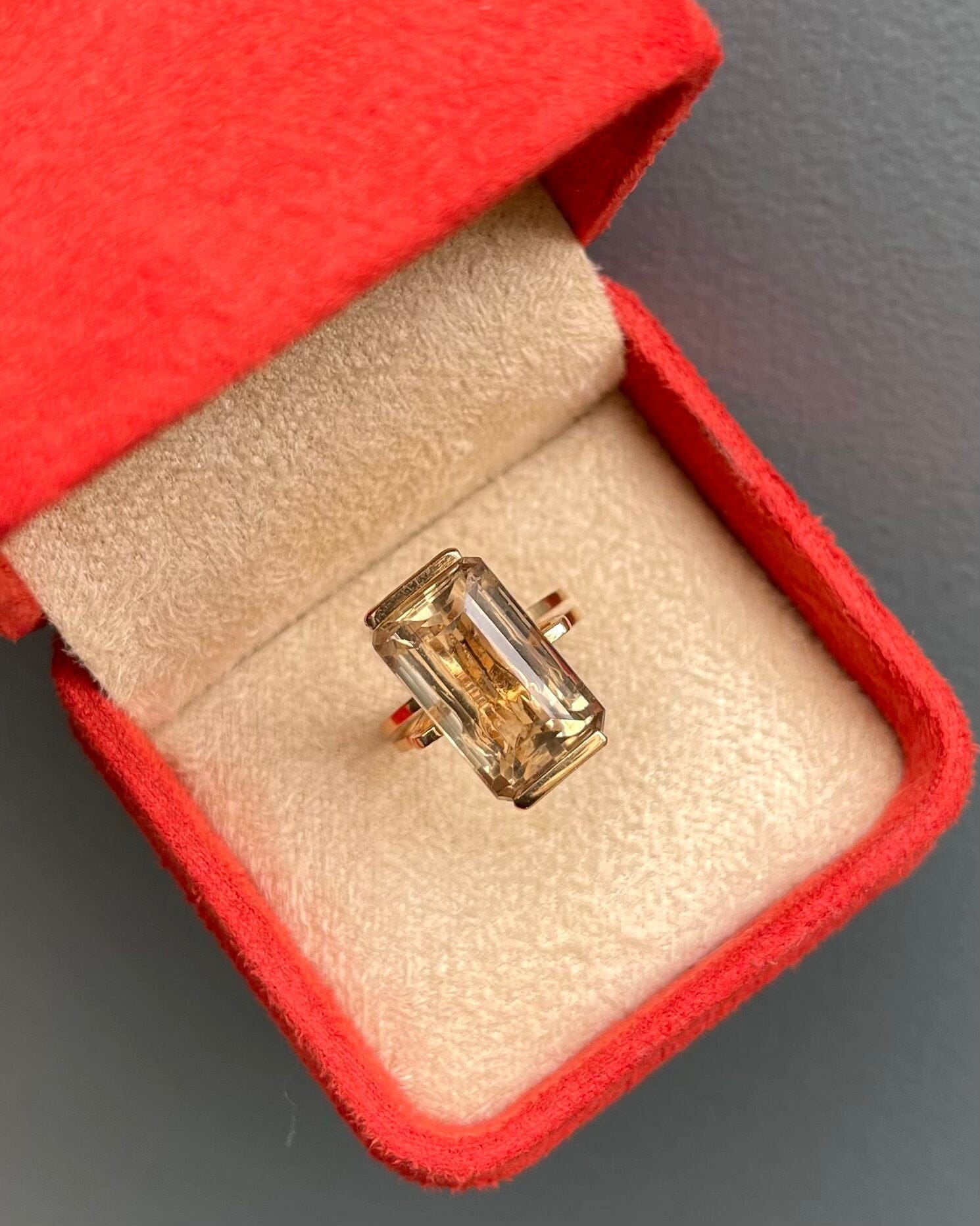 Bague Vintage Cocktail Citrine 10 carats "Anita" - Elliade Paris