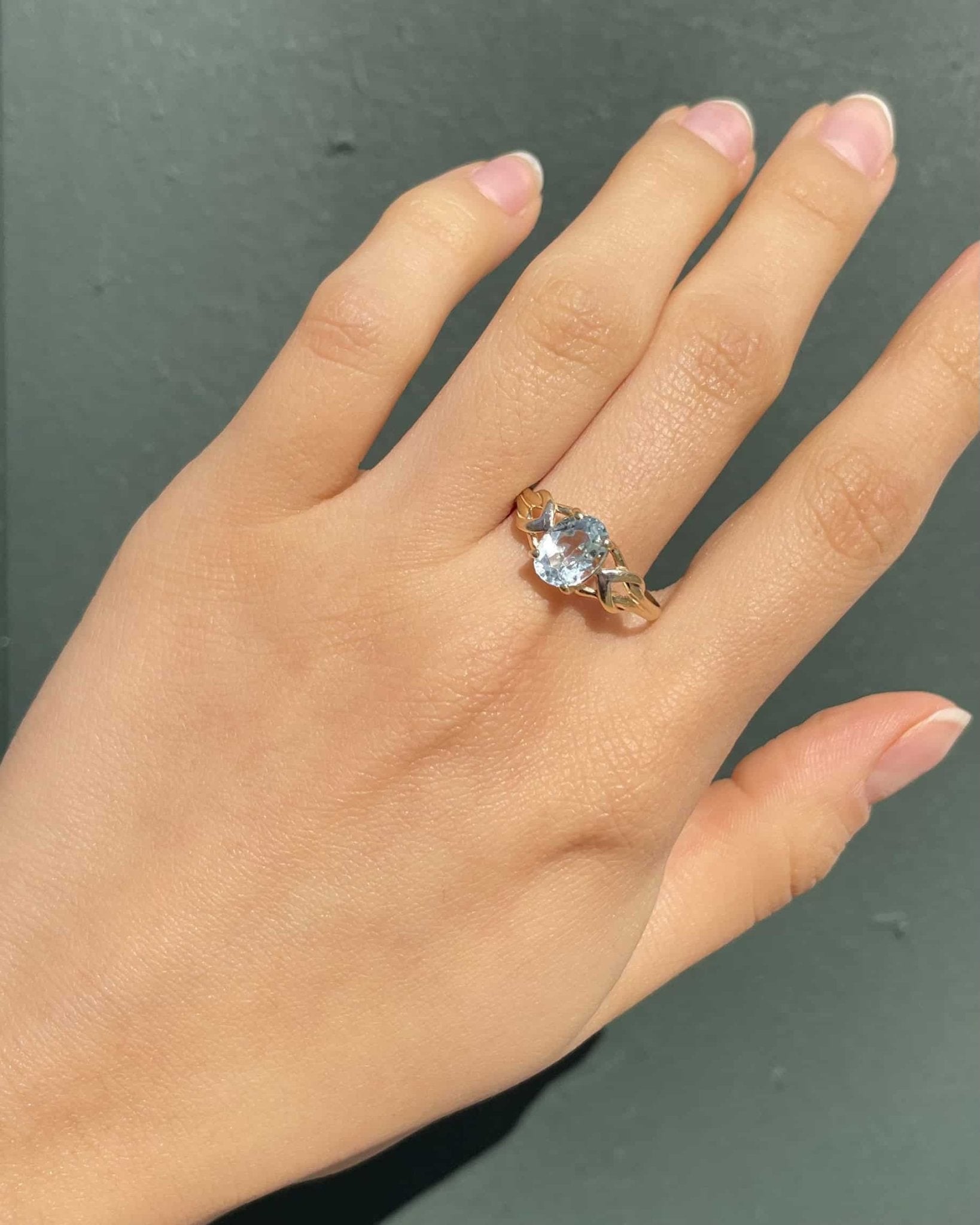 Bague Vintage Cocktail Topaze 1.50 carat "Alani" - Elliade Paris