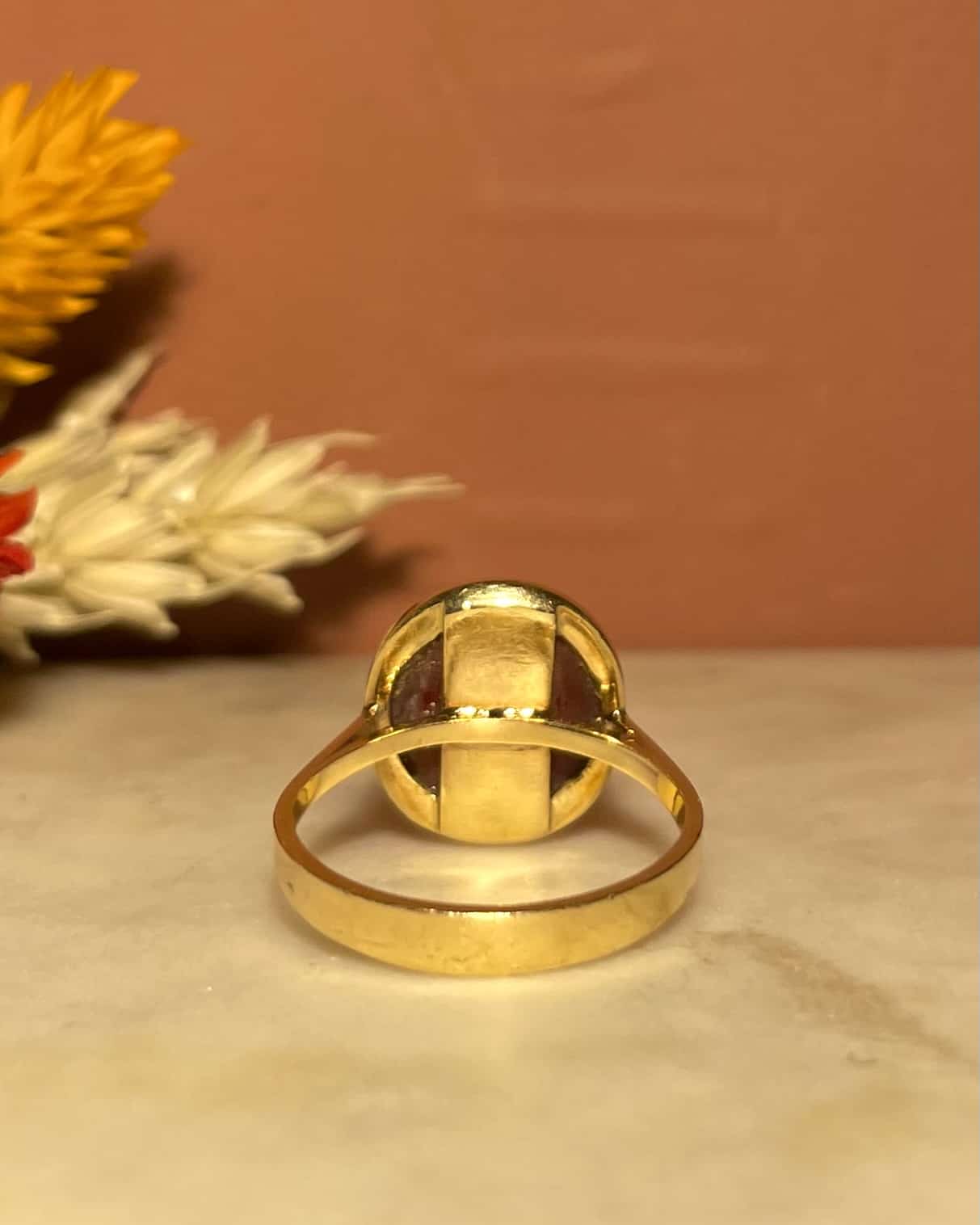 Bague Vintage Cornaline Cabochon 4.70 Carats "Kirane" - Elliade Paris