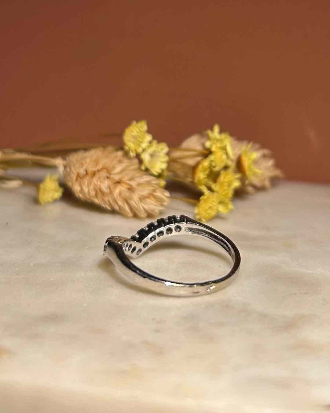Bague vintage Diadème Diamants "Iris"