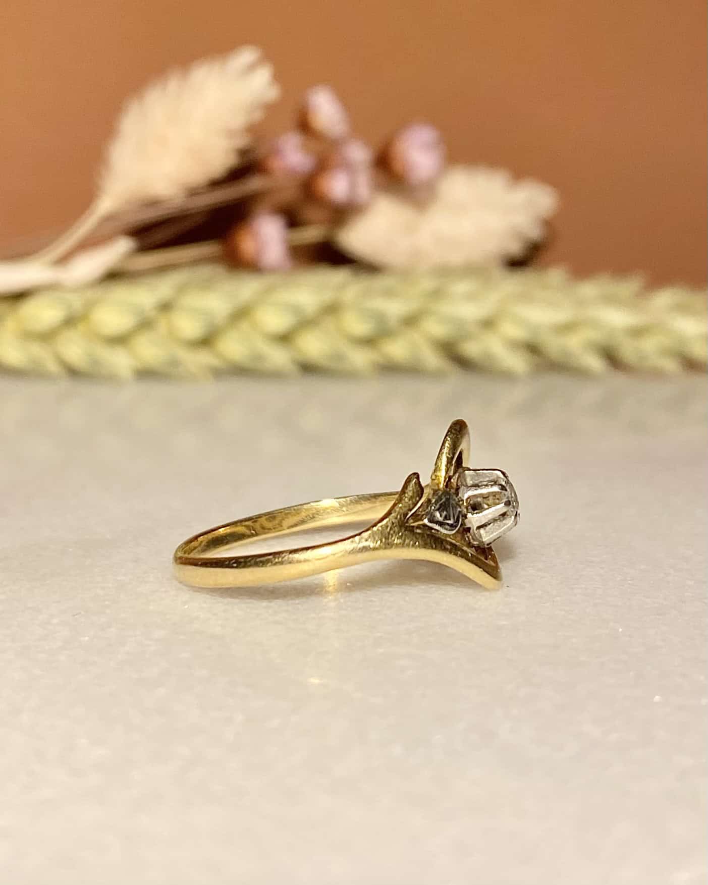Bague Tourbillon Art-déco Diamant "Cyrène"