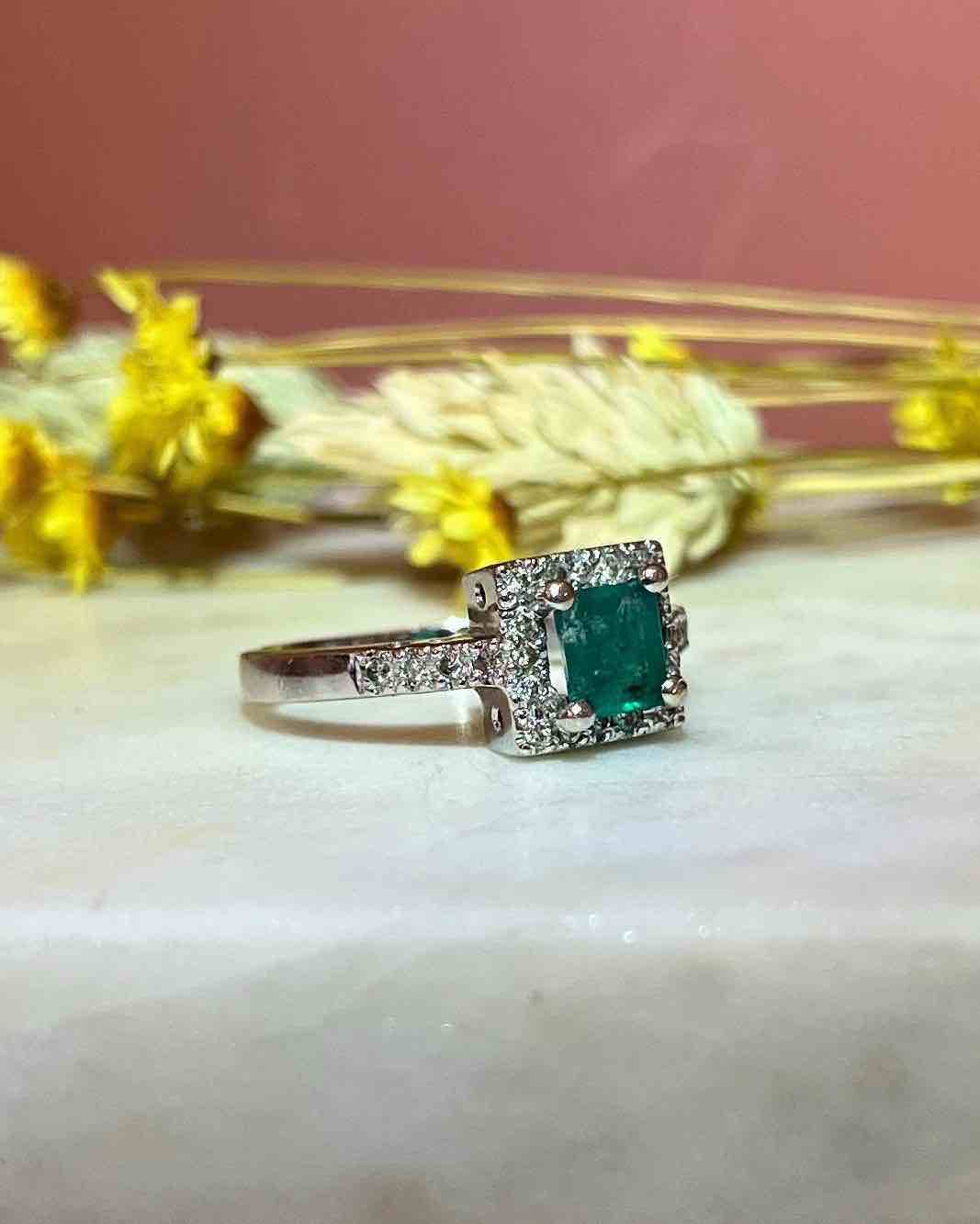 Bague style Art-Déco émeraude & diamants "Mélania"
