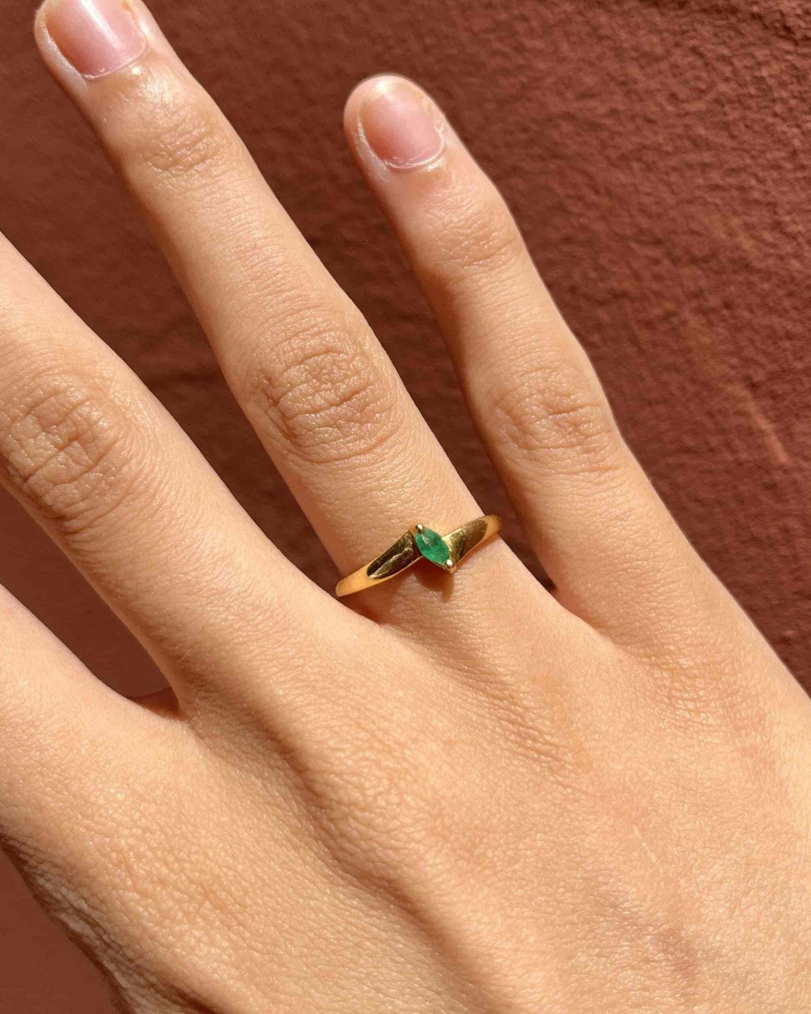 Bague Vintage émeraude "Jordana" - Elliade Paris