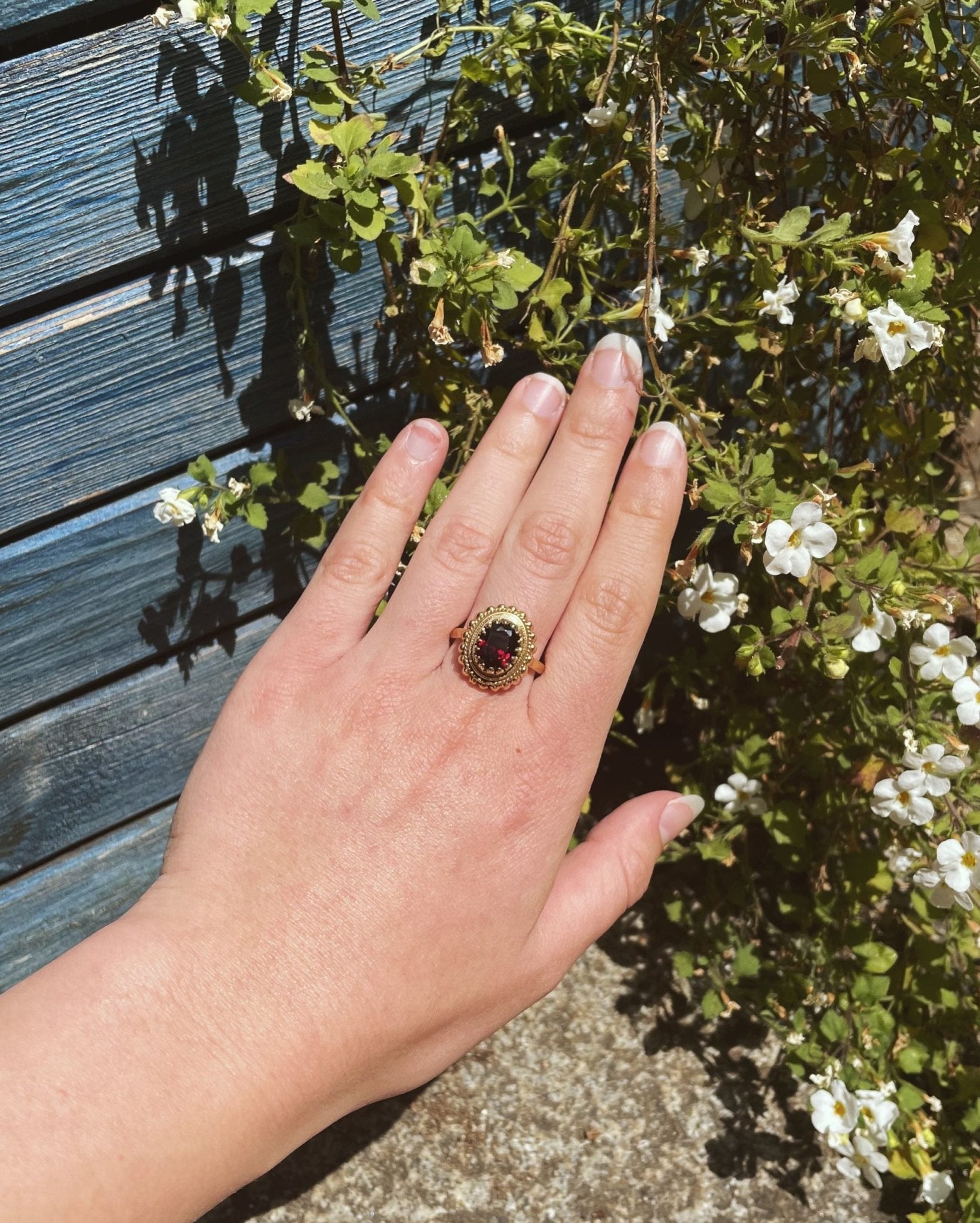 Bague Vintage Grenat "May" - Elliade Paris
