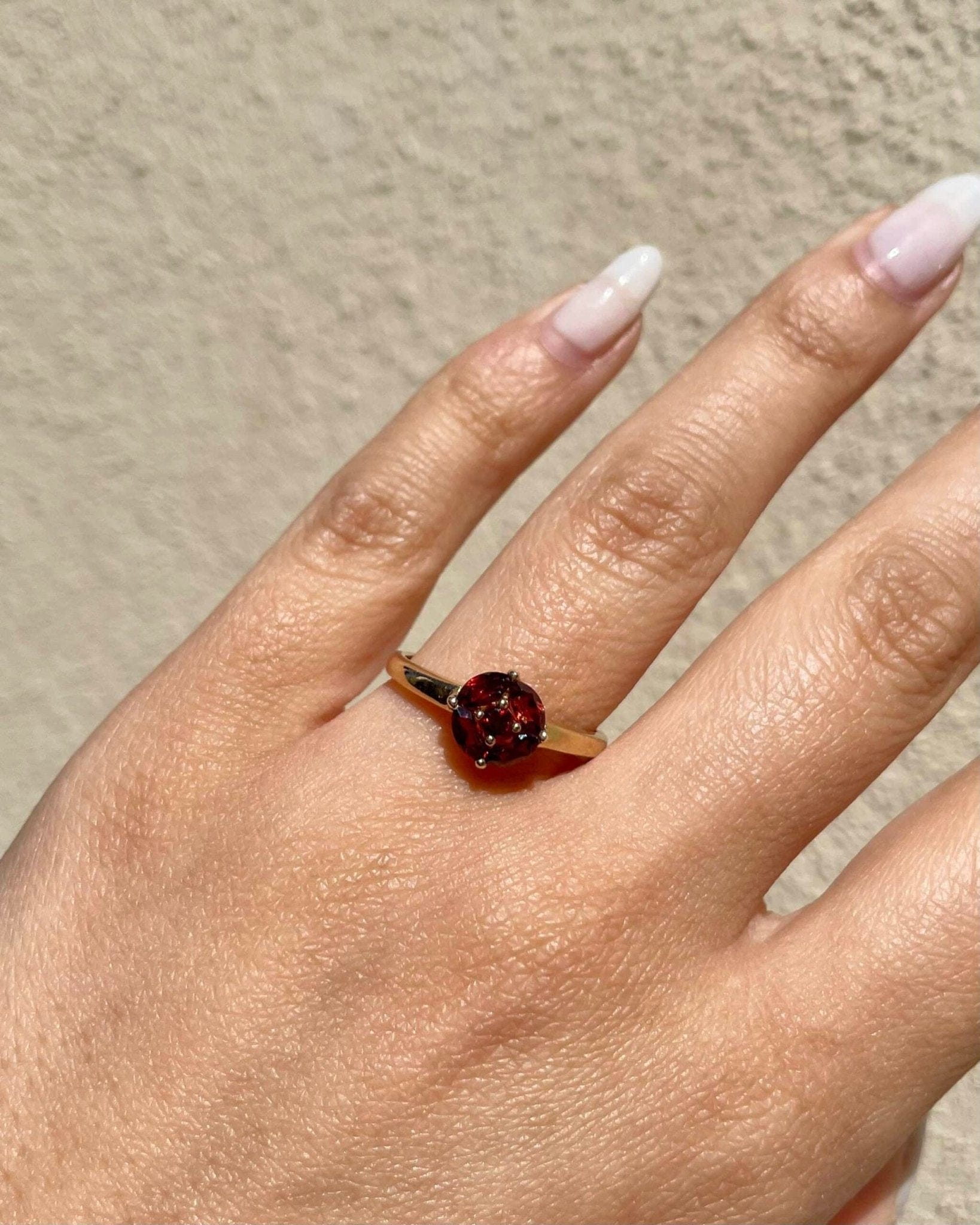 Bague Vintage Grenats 0.70 carat "Vanille" - Elliade Paris