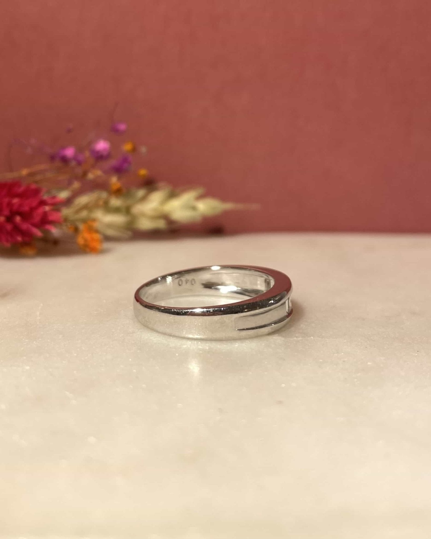 Bague Vintage Jonc 8 Diamants Baguettes "Melinda" - Elliade Paris