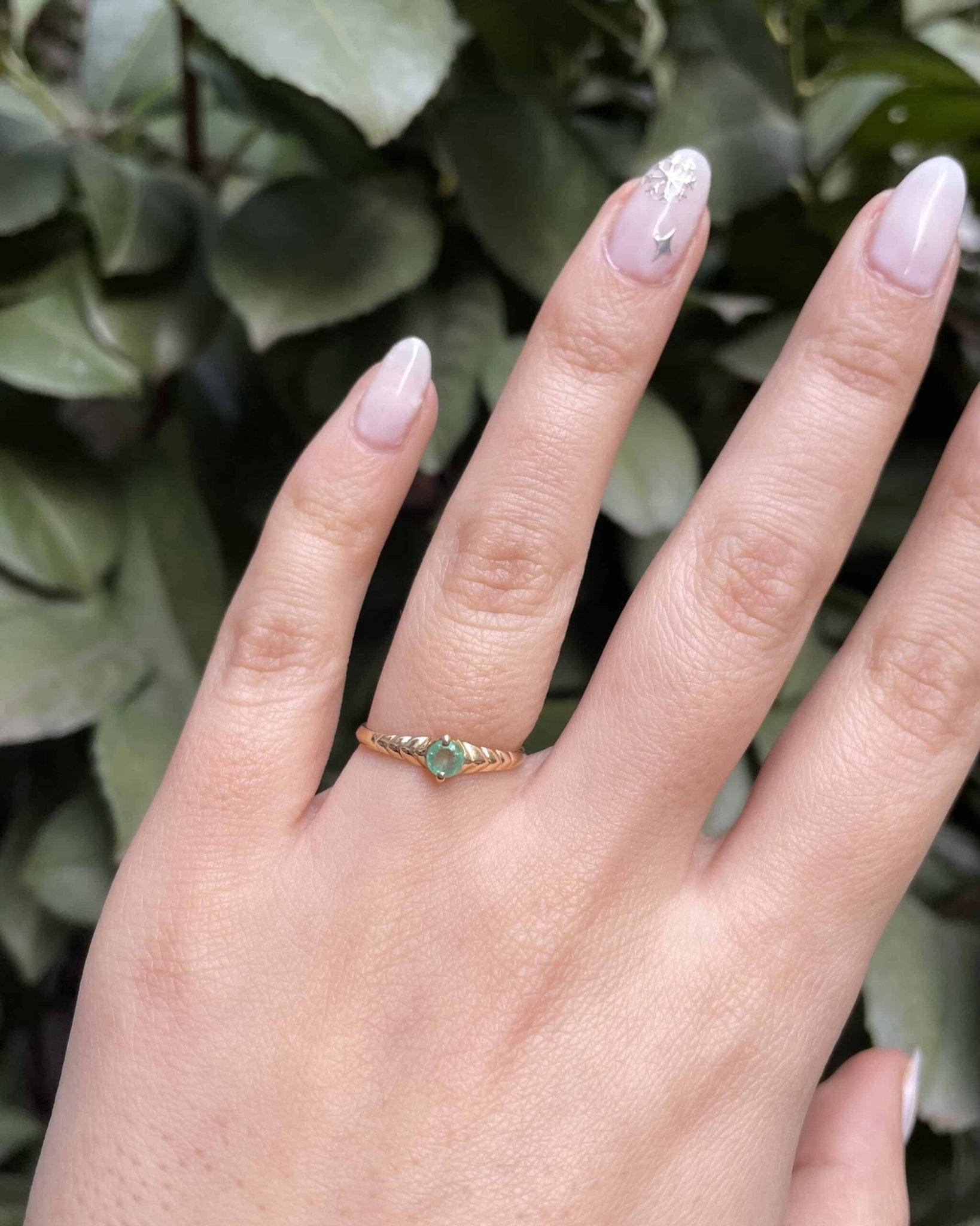 Bague Vintage Jonc Émeraude "Maelle" - Elliade Paris
