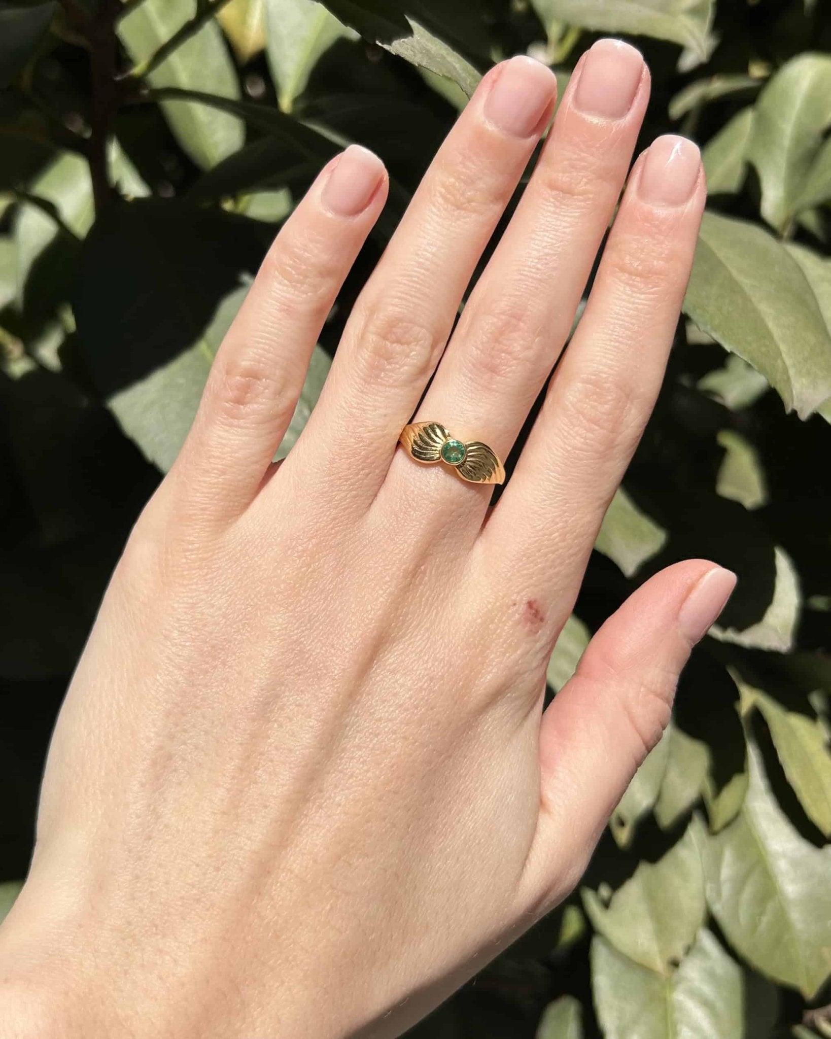 Bague Vintage Jonc Émeraude "Naya" - Elliade Paris
