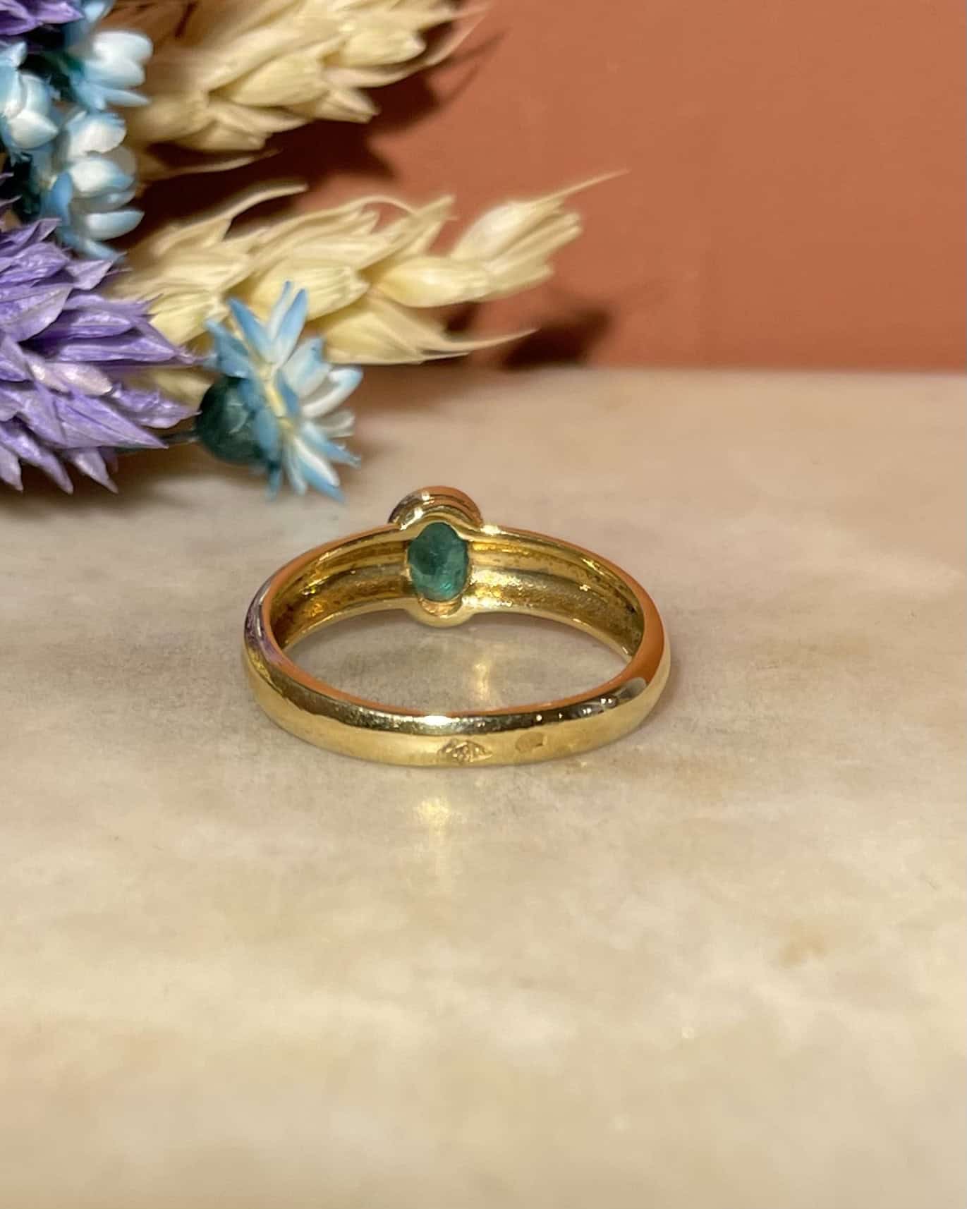 Bague Vintage Jonc Émeraude "Yona" - Elliade Paris