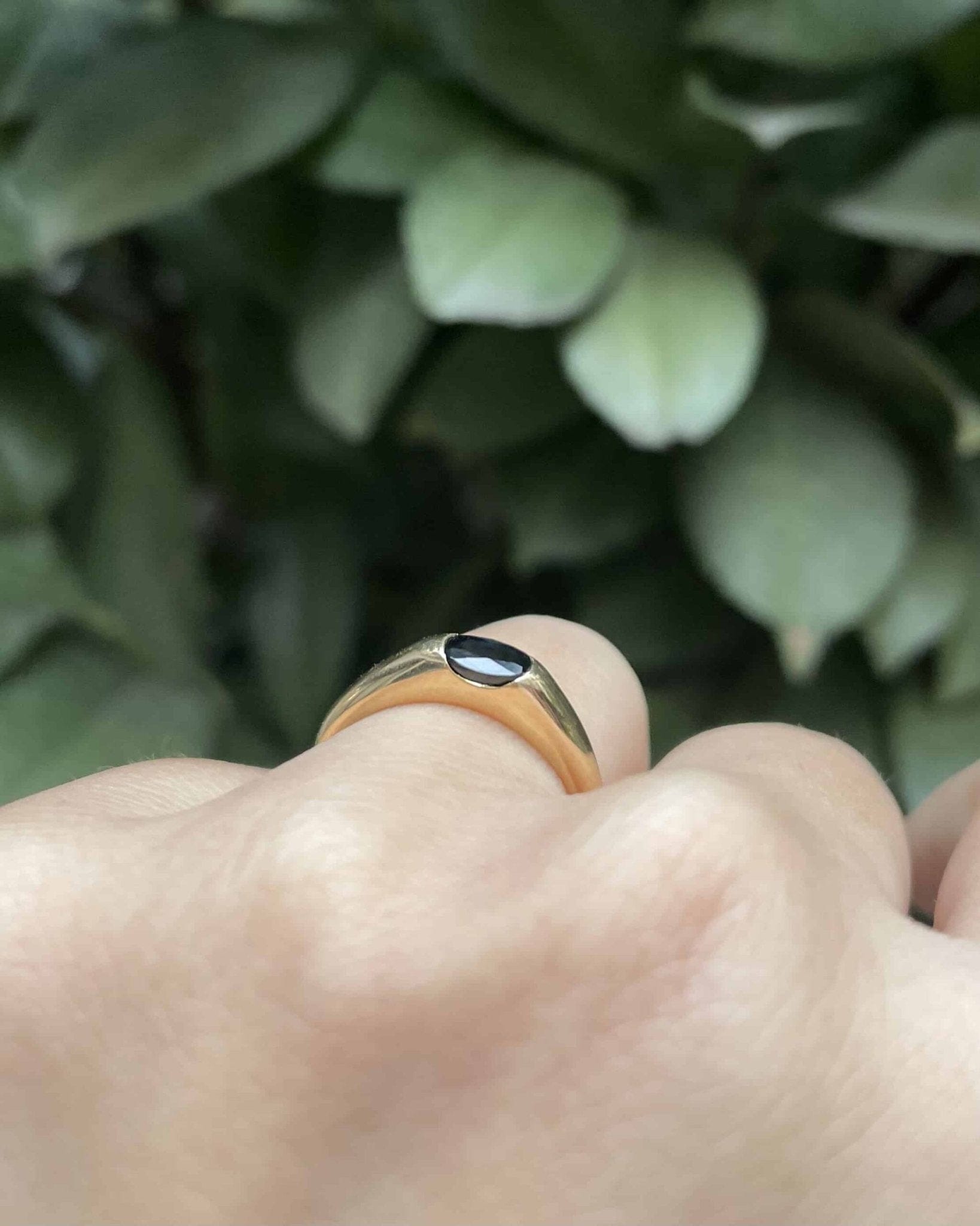 Bague Vintage Jonc Saphir 0.60 carat "Katherine" - Elliade Paris