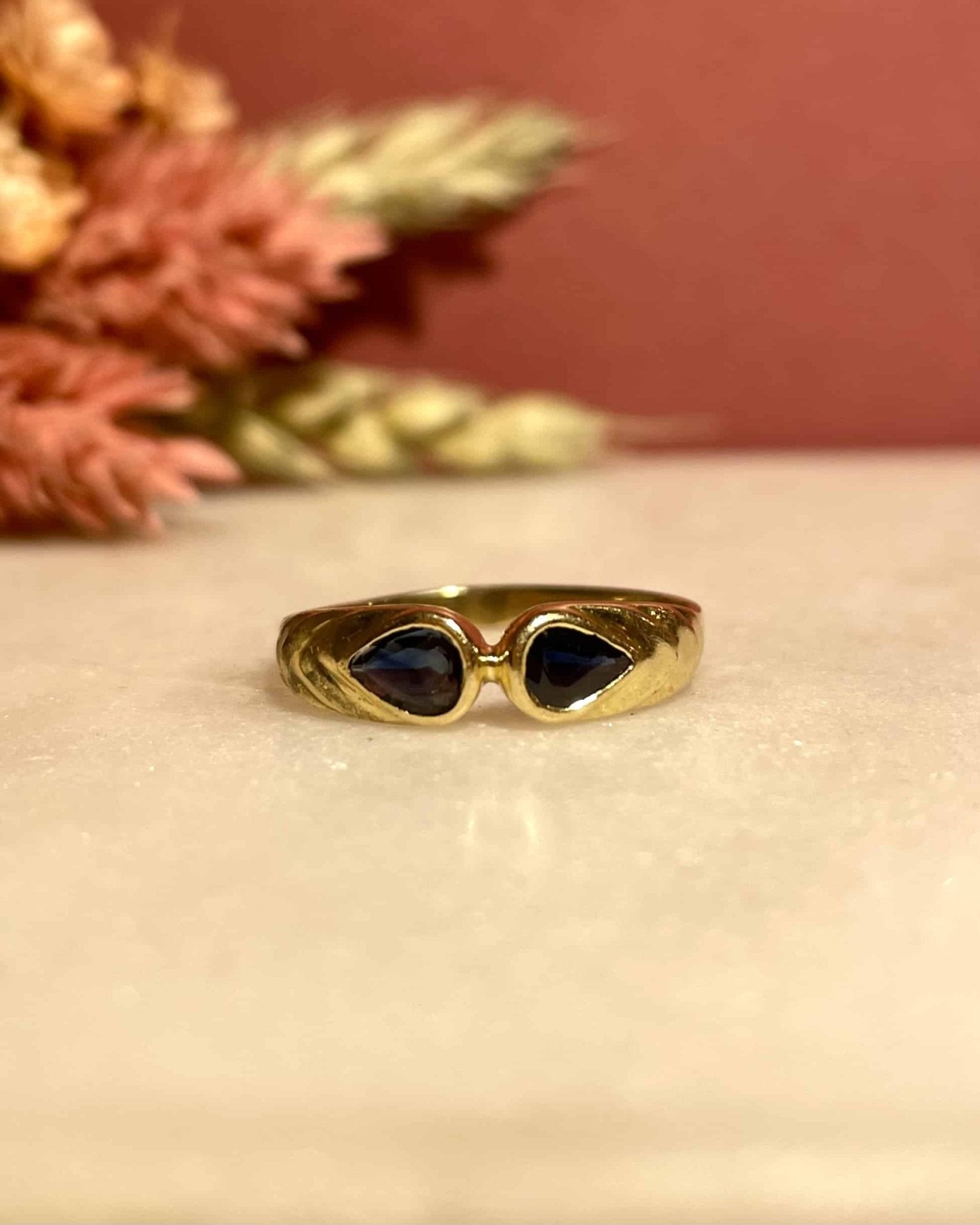 Bague Vintage Jonc Saphir "Elina" - Elliade Paris