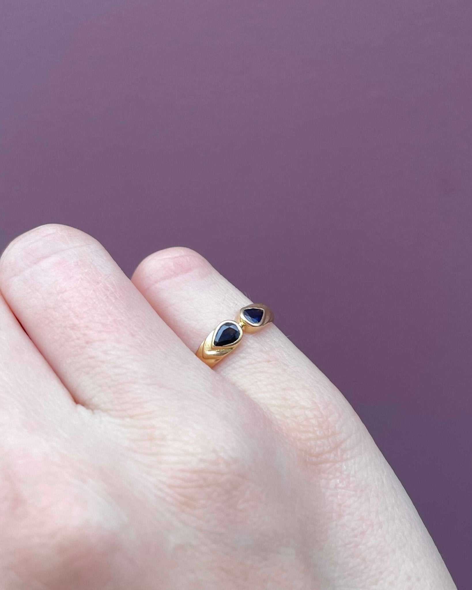 Bague Vintage Jonc Saphir "Elina" - Elliade Paris