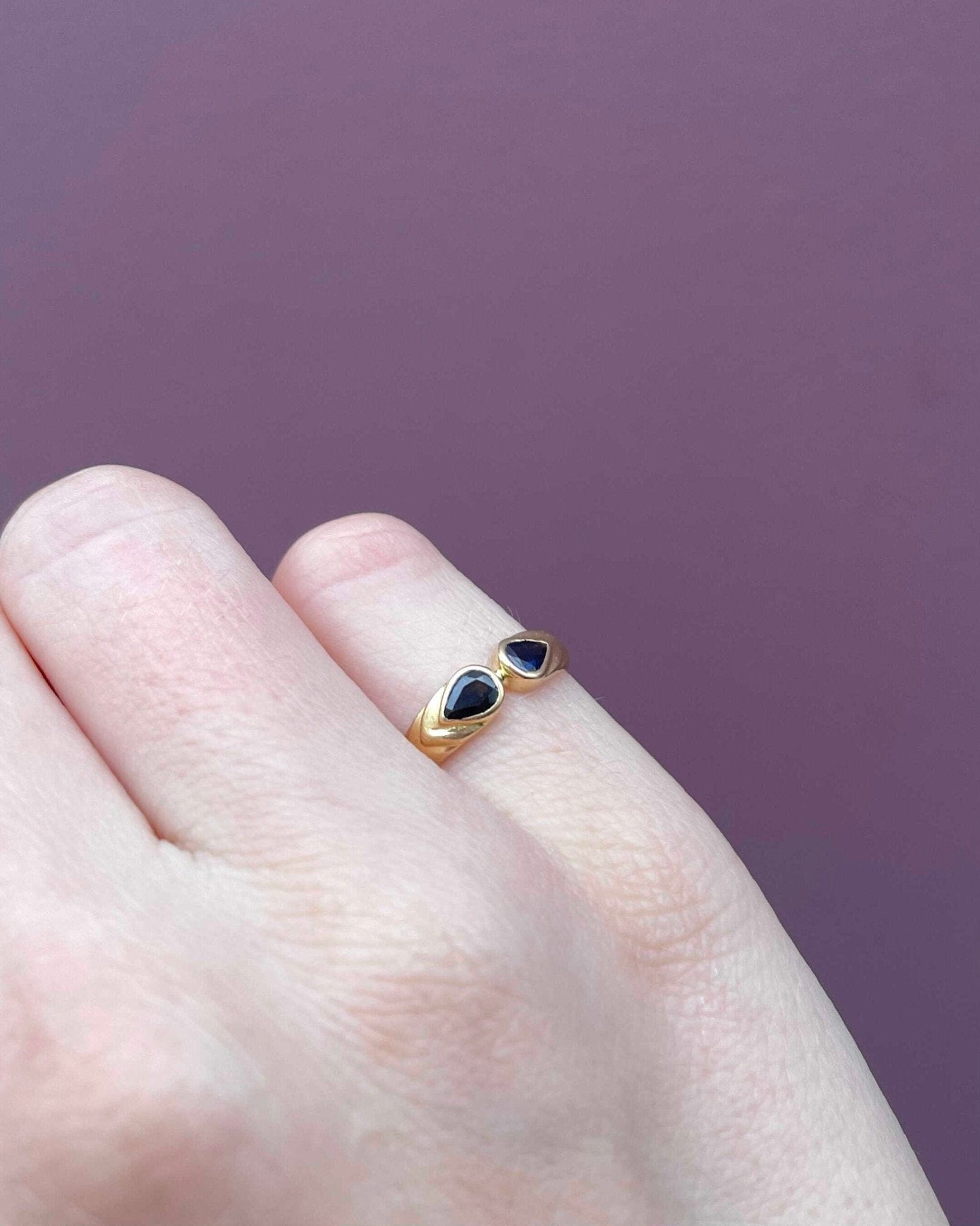 Bague Vintage Jonc Saphir "Elina" - Elliade Paris