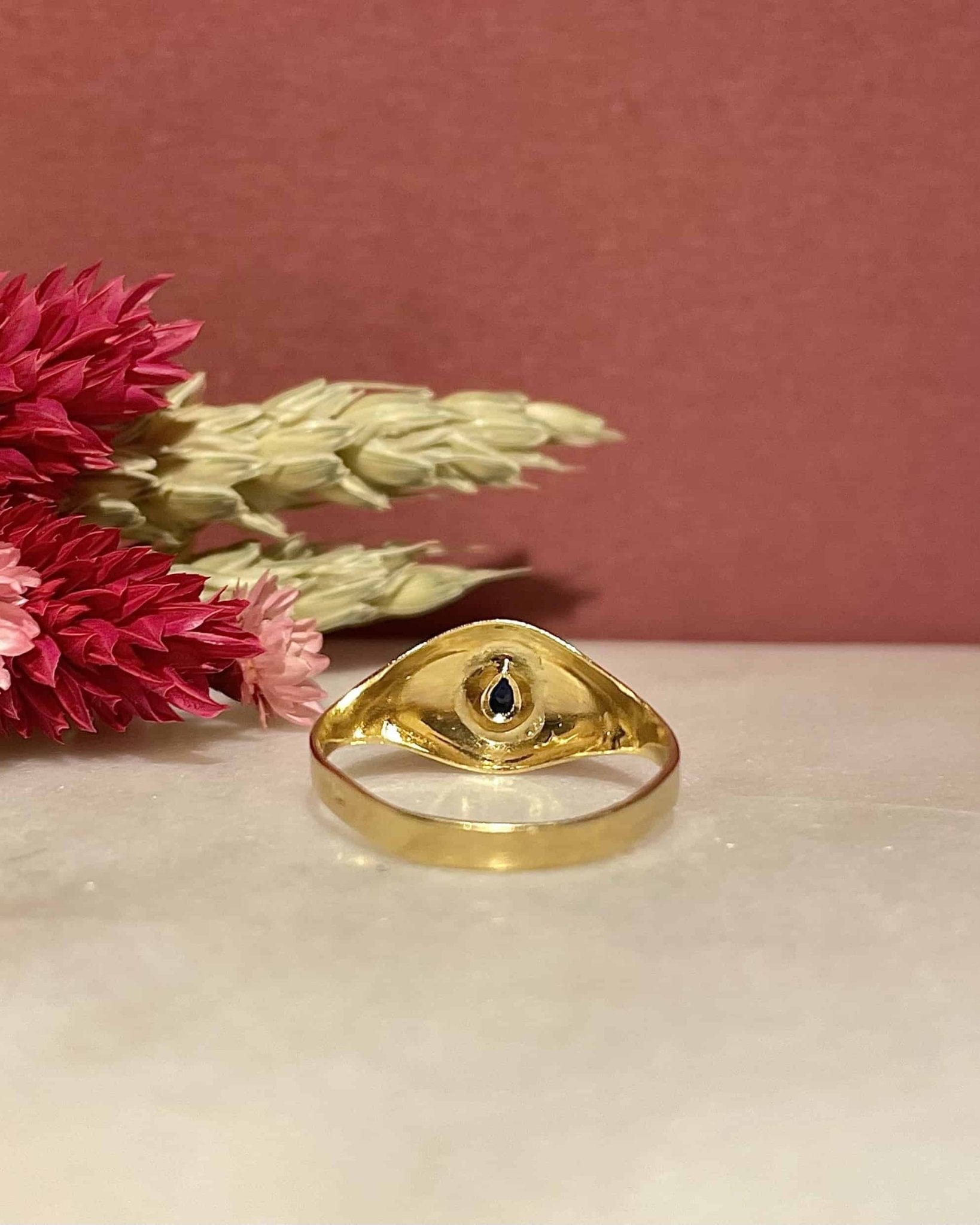 Bague Vintage Jonc Saphir Goutte "Mallomé" - Elliade Paris