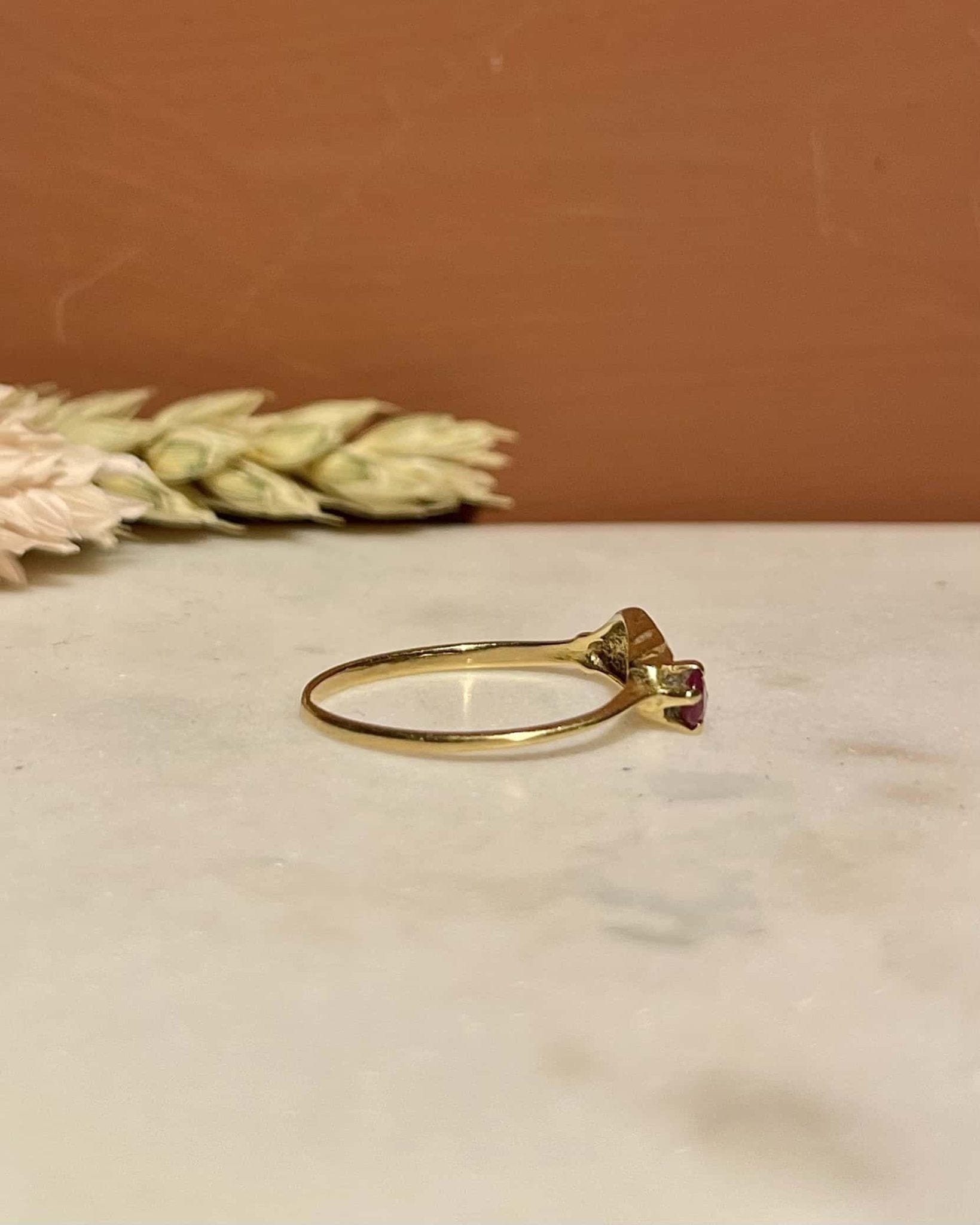 Bague Vintage Main Rubis "Maeve" - Elliade Paris