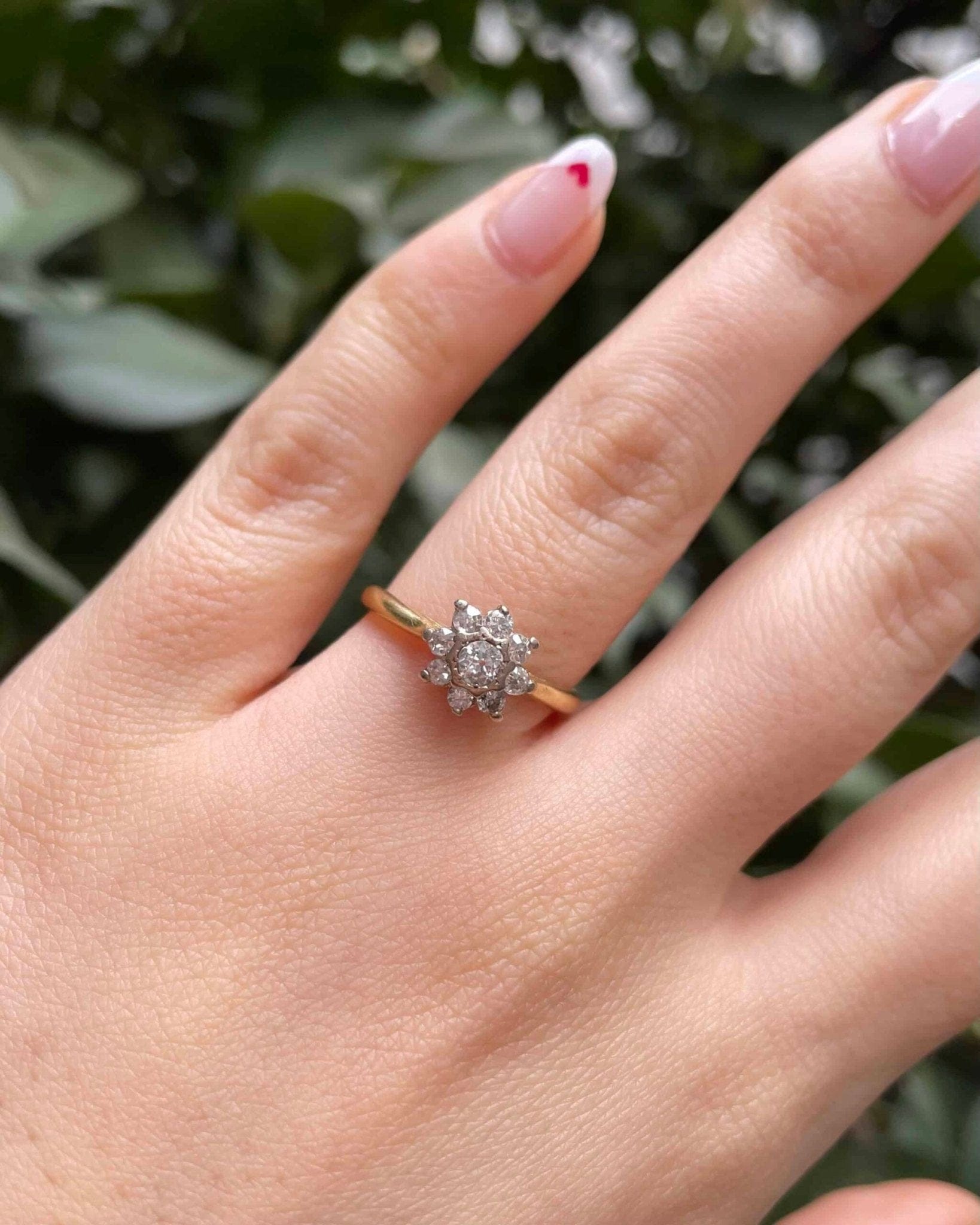 Bague Vintage Marguerite 9 Diamants "Anneha" - Elliade Paris