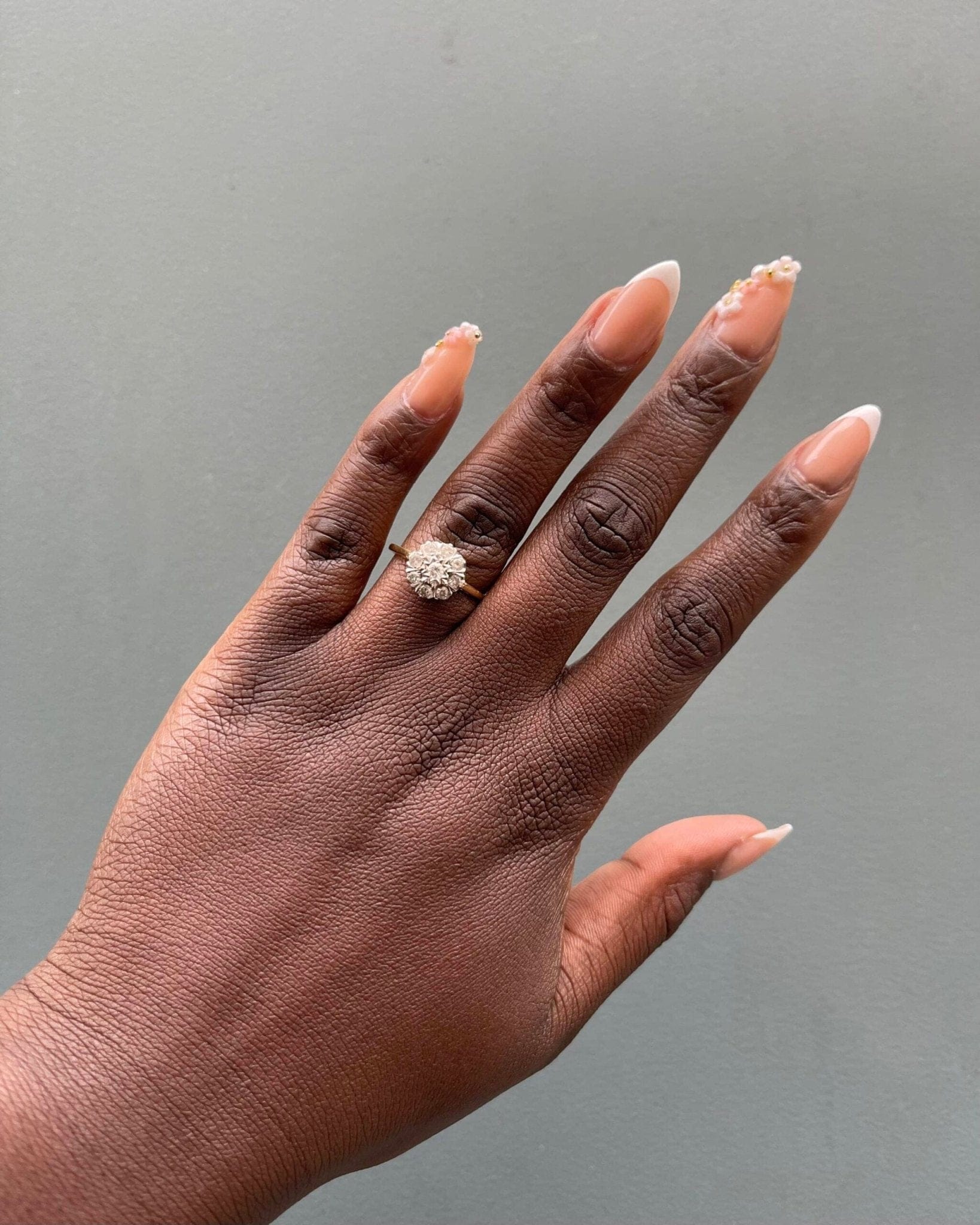 Bague Vintage Marguerite 9 Diamants "Maeva" - Elliade Paris