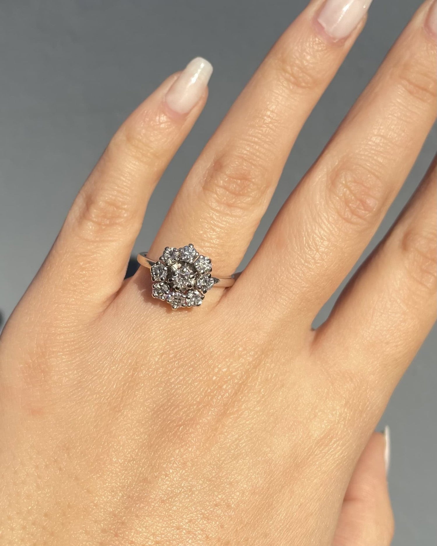 Bague Vintage Marguerite Diamants 1 carat "Caly" - Elliade Paris