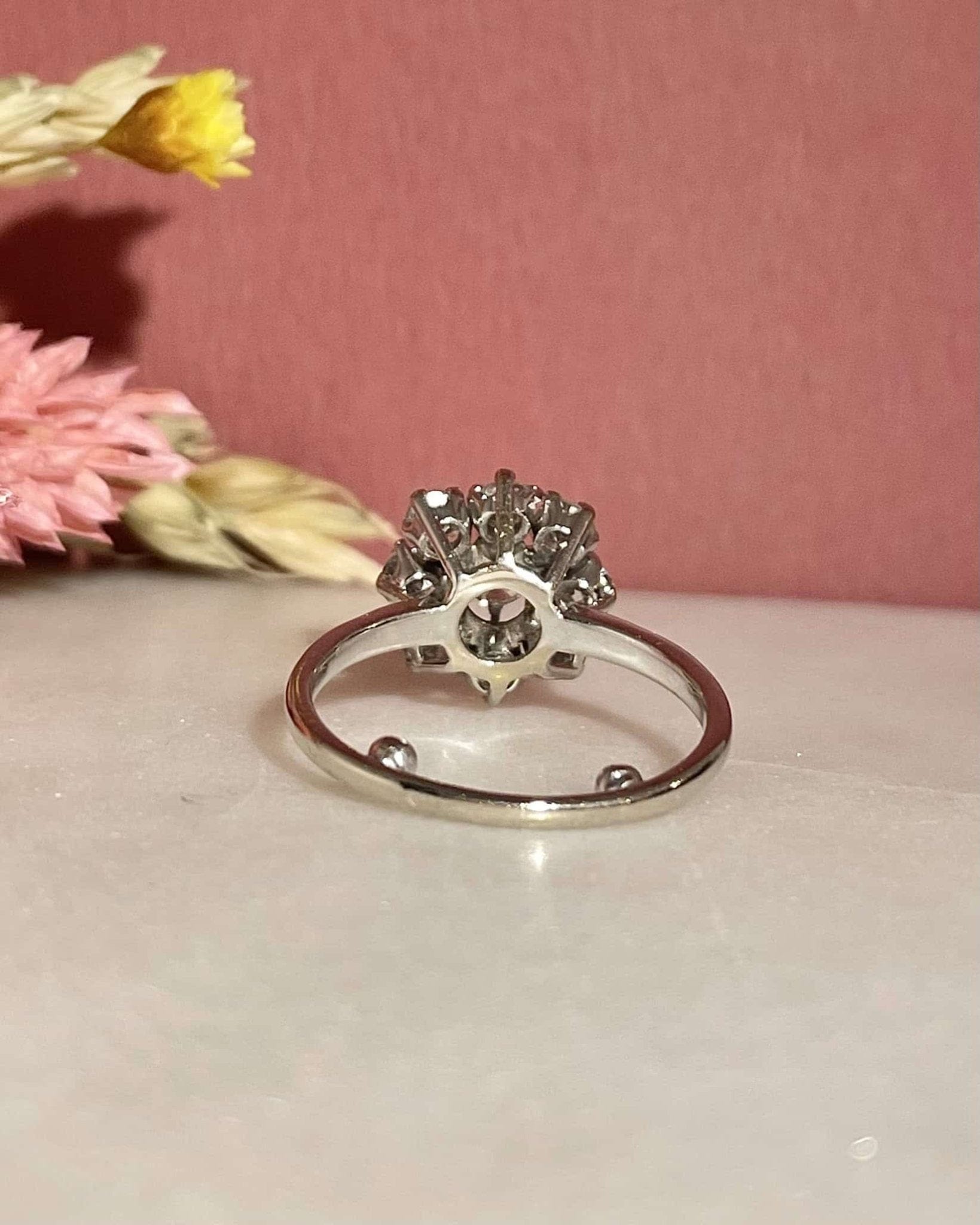 Bague Vintage Marguerite Diamants 1 carat "Caly" - Elliade Paris