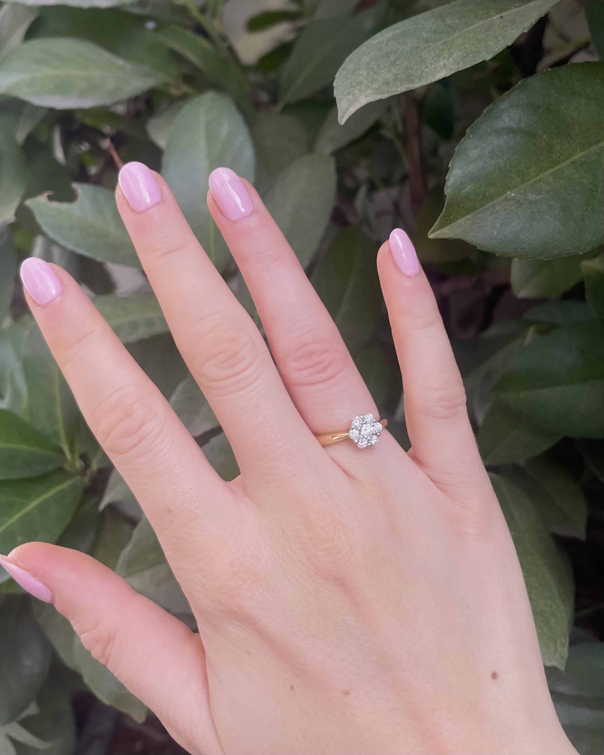 Anillo de margaritas con diamantes "Mia" de 0,40 quilates