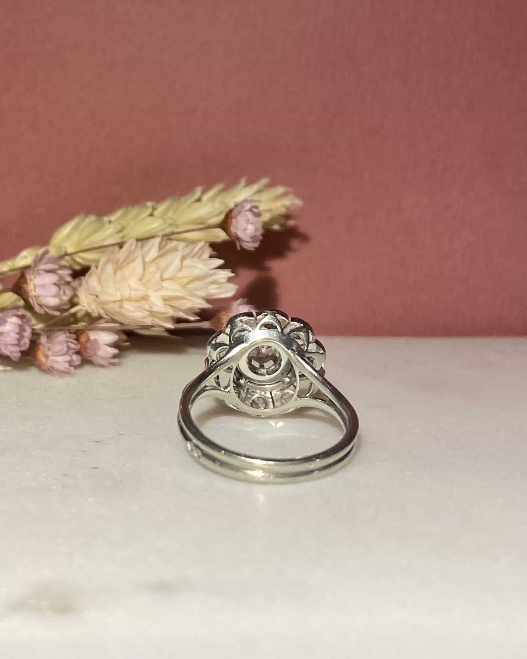 Bague Marguerite Art-Déco Diamants 0.55 carat "Camille" - Elliade Paris