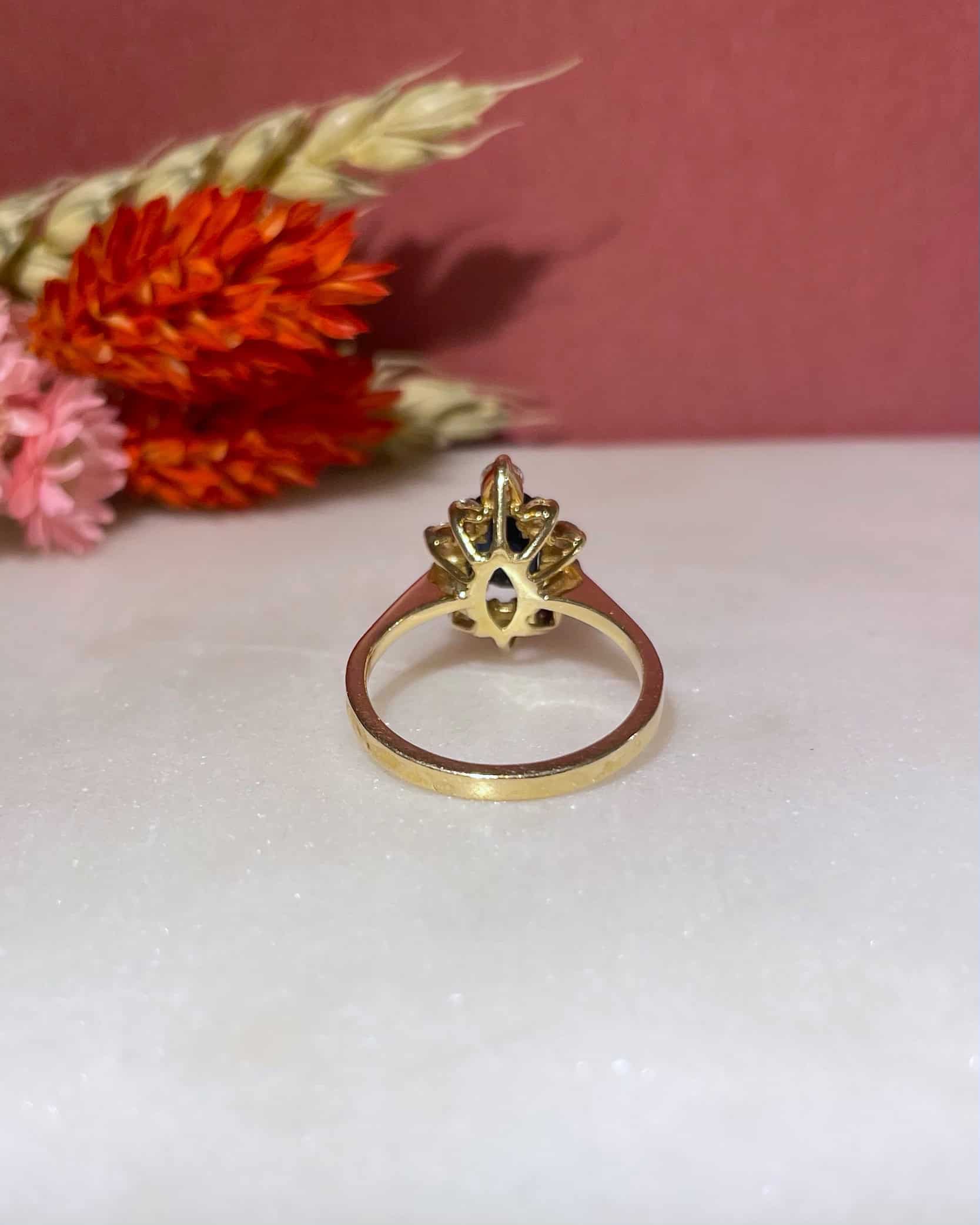 Bague Marguerite Saphir 1.10 carat & Diamants "Valencia"