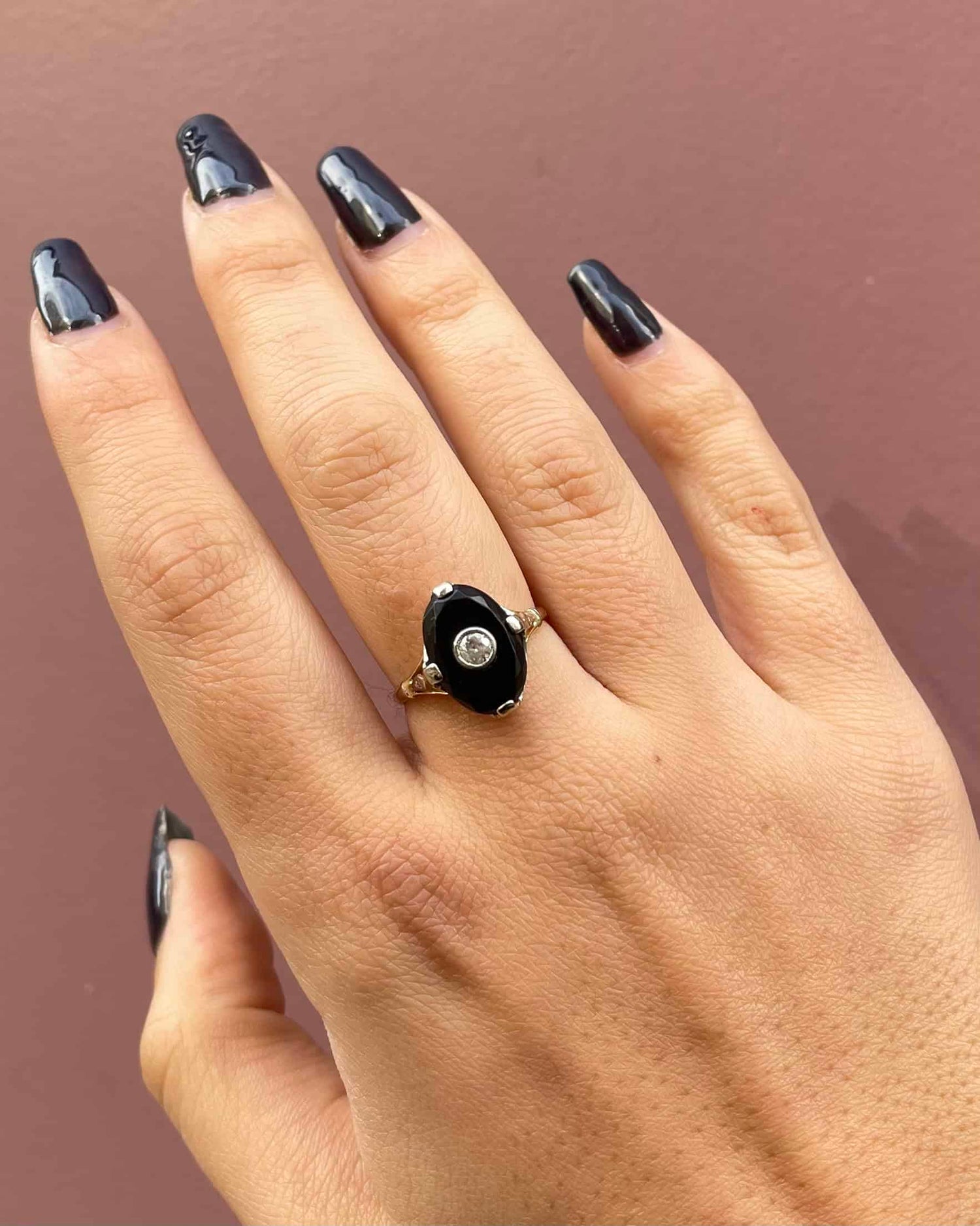 Bague Art-déco Onyx & diamants "Ninon"