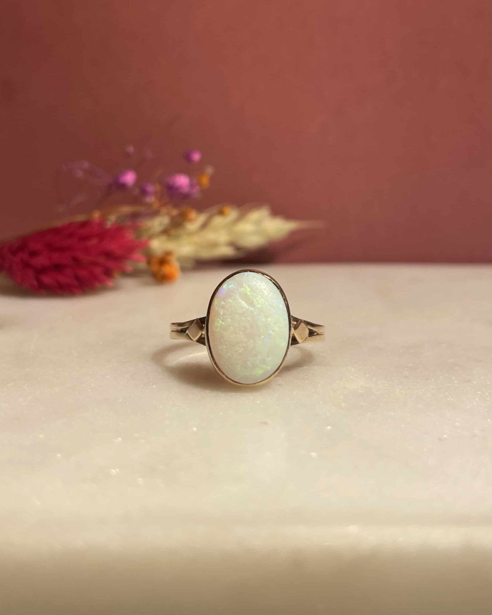 Bague Vintage Solitaire Opale 1.80 Carat "Zenaya" - Elliade Paris