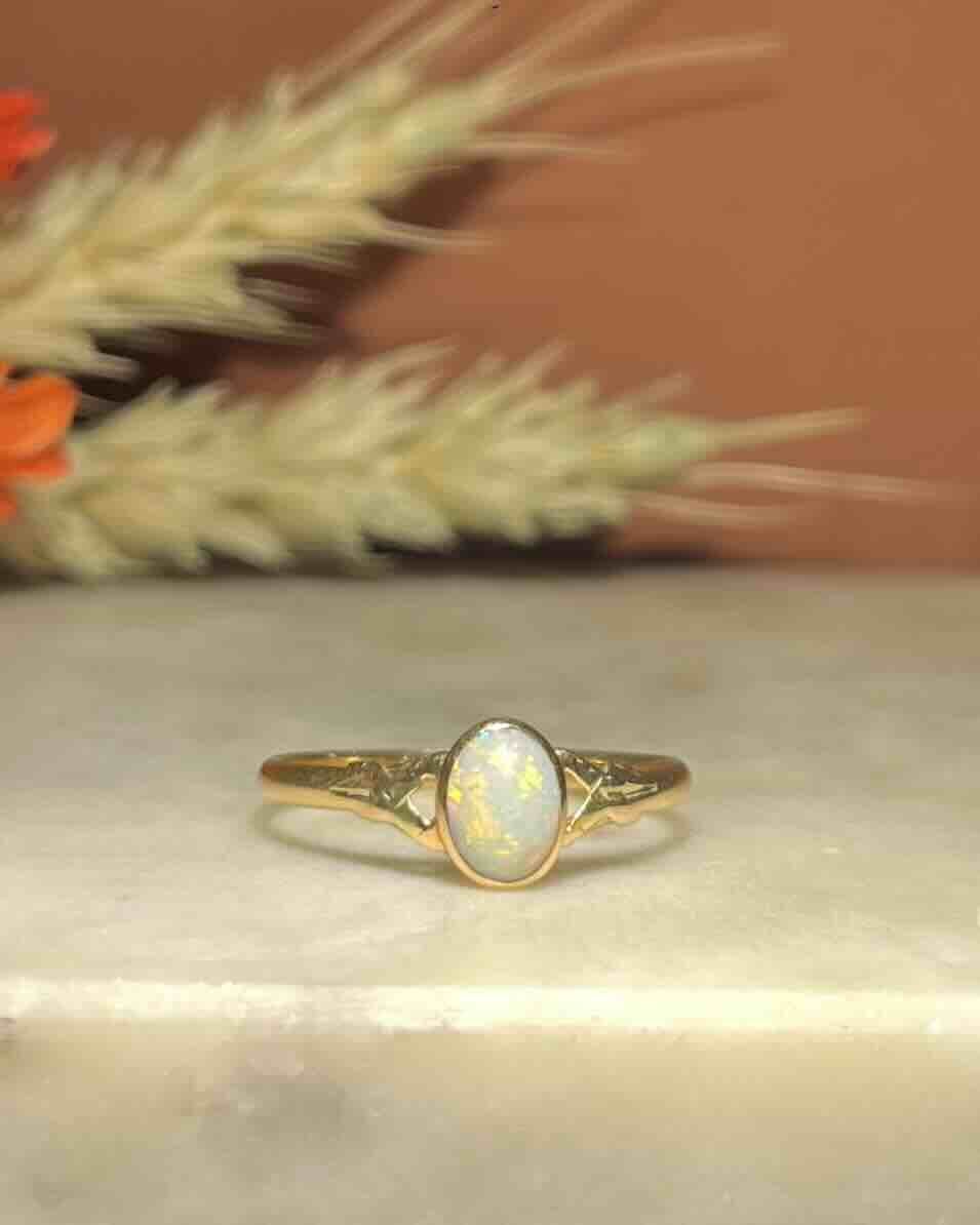 Bague Vintage Solitaire Opale "Alanah" - Elliade Paris