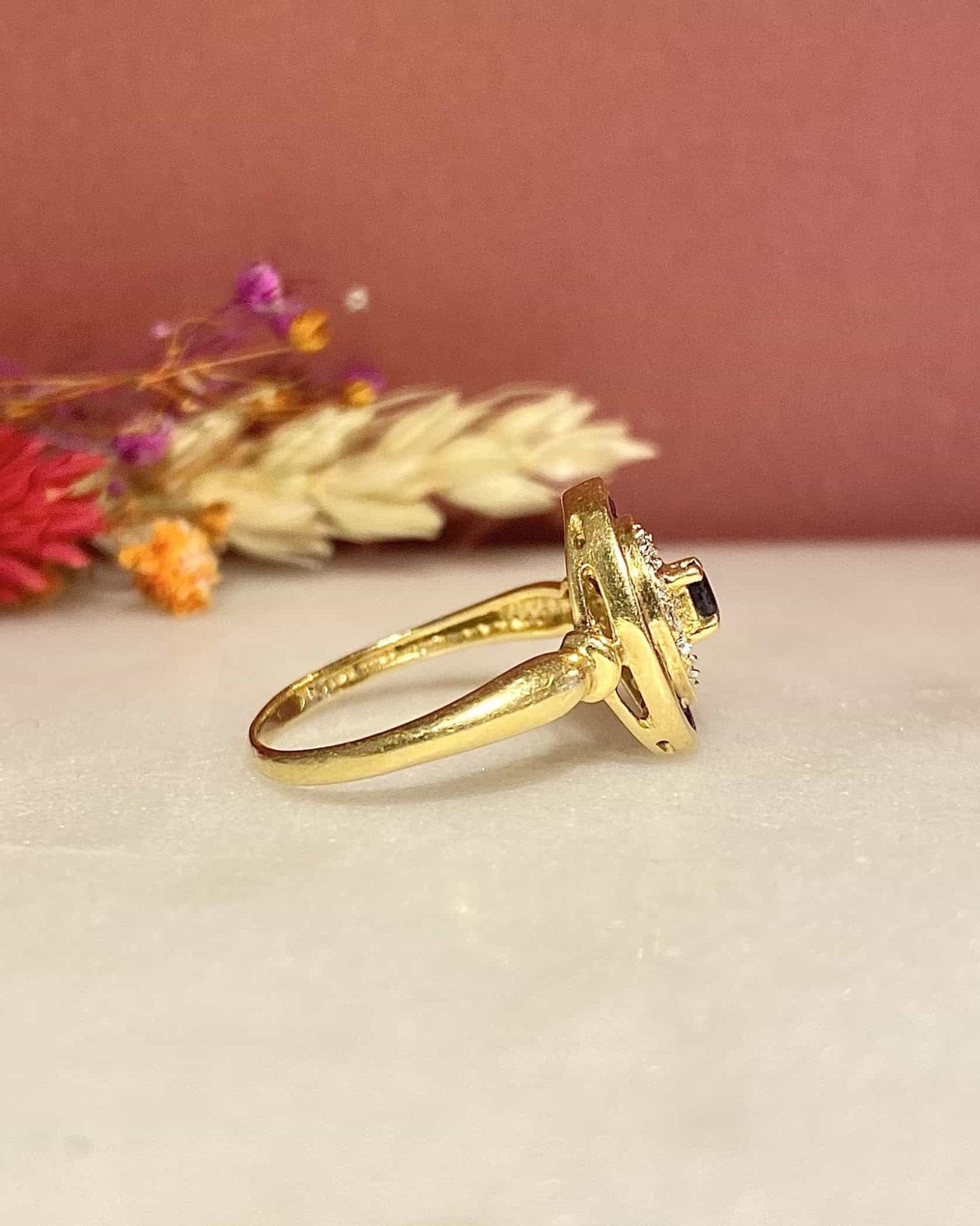 Bague Vintage Style Art - Déco 19 Saphirs "Magali" - Elliade Paris