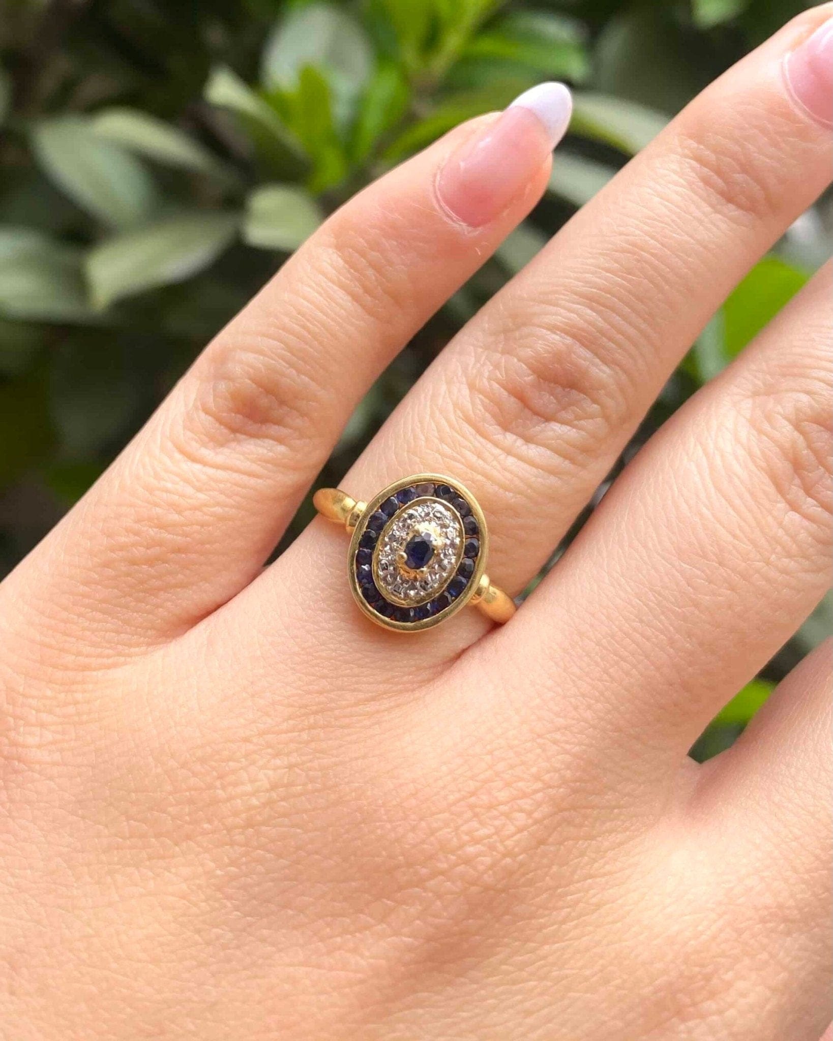 Bague Vintage Style Art - Déco 19 Saphirs "Magali" - Elliade Paris