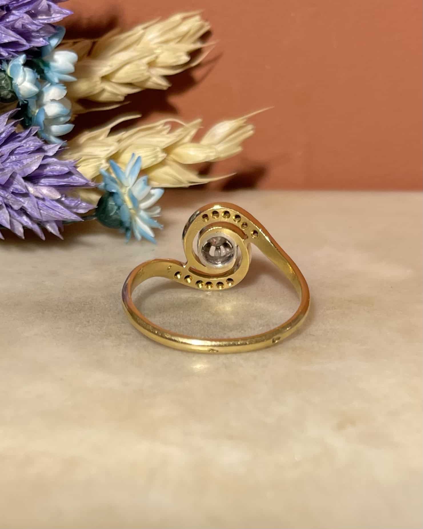 Bague Vintage Tourbillon 13 Diamants "Astrid" - Elliade Paris