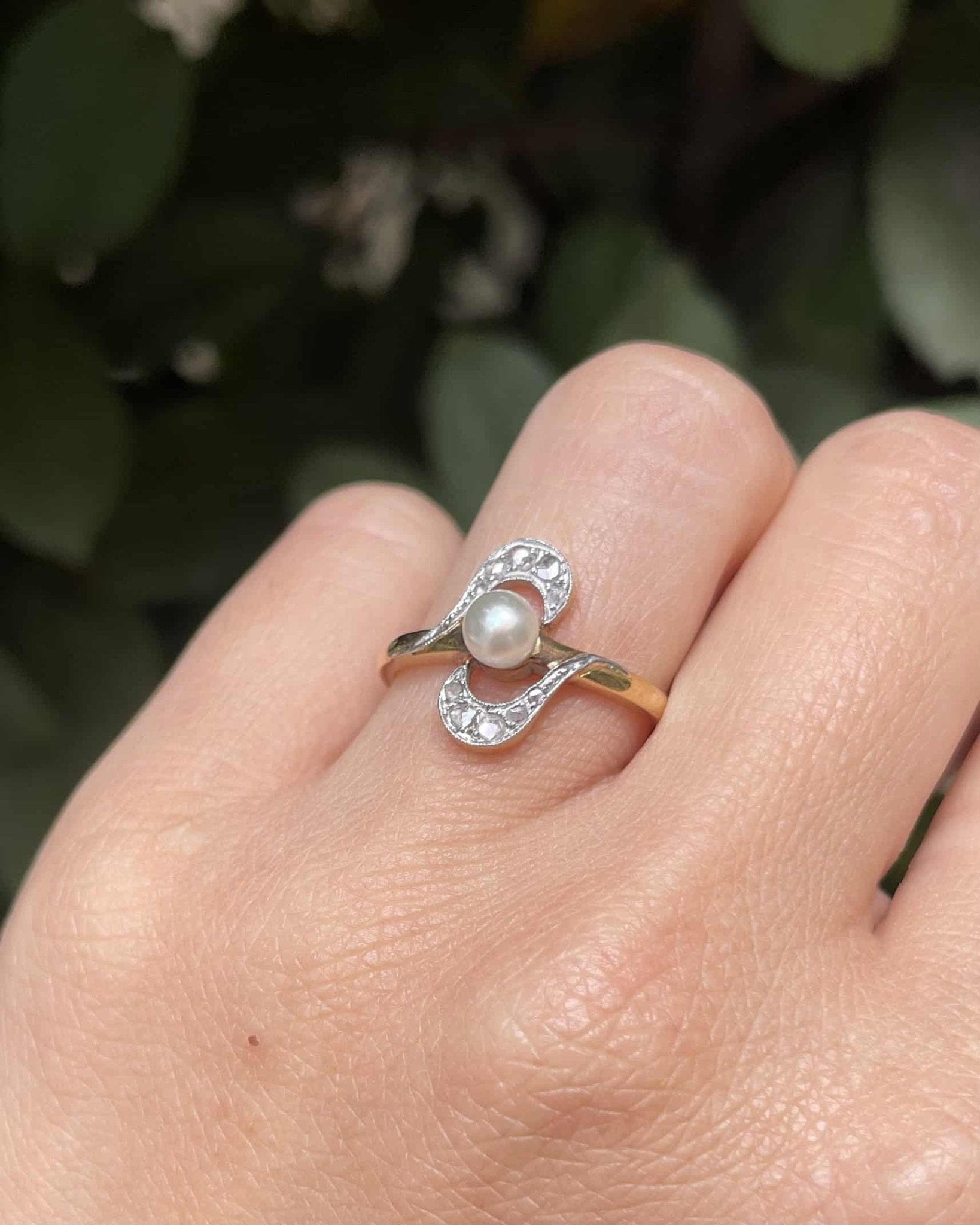 Bague Vintage Tourbillon Perle et Diamants "Hiba" - Elliade Paris
