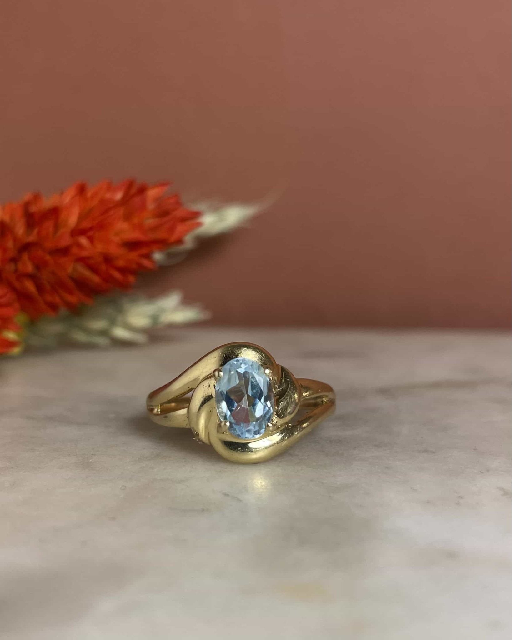 Bague Vintage Tourbillon Topaze 0.80 carat "Kesley" - Elliade Paris