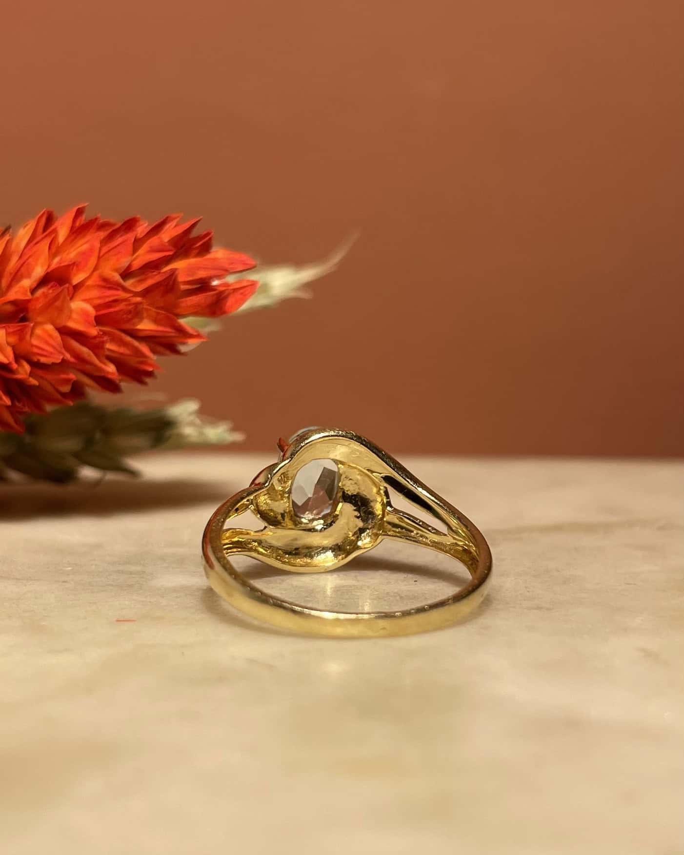 Bague Vintage Tourbillon Topaze 0.80 carat "Kesley" - Elliade Paris